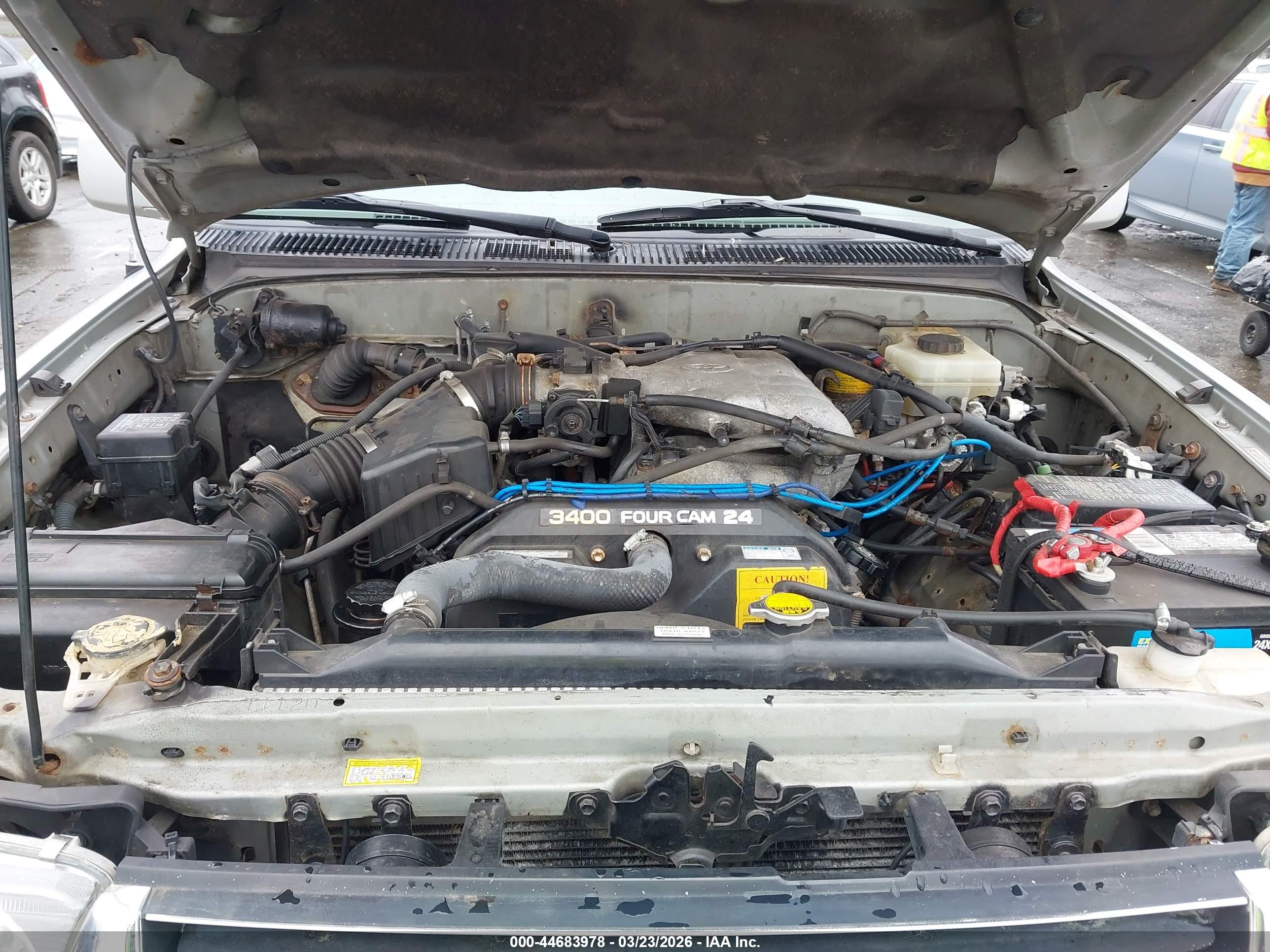 TOYOTA 4RUNNER image 10