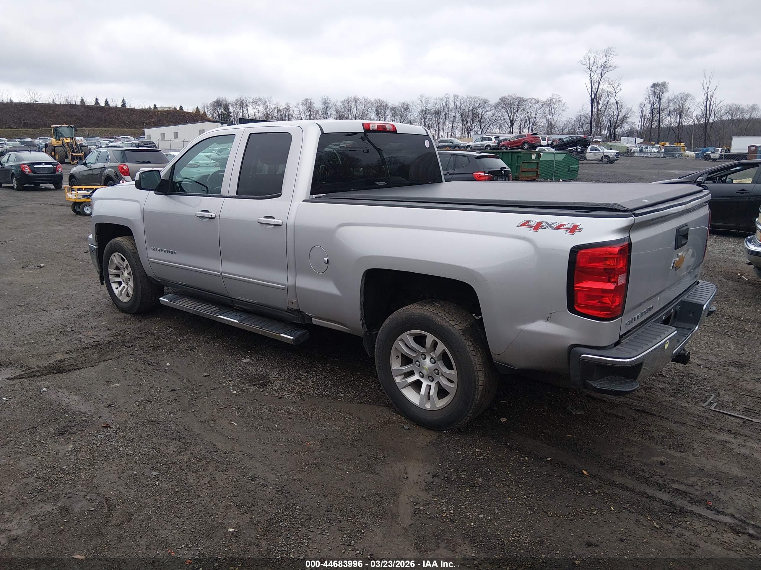 CHEVROLET SILVERADO image 3