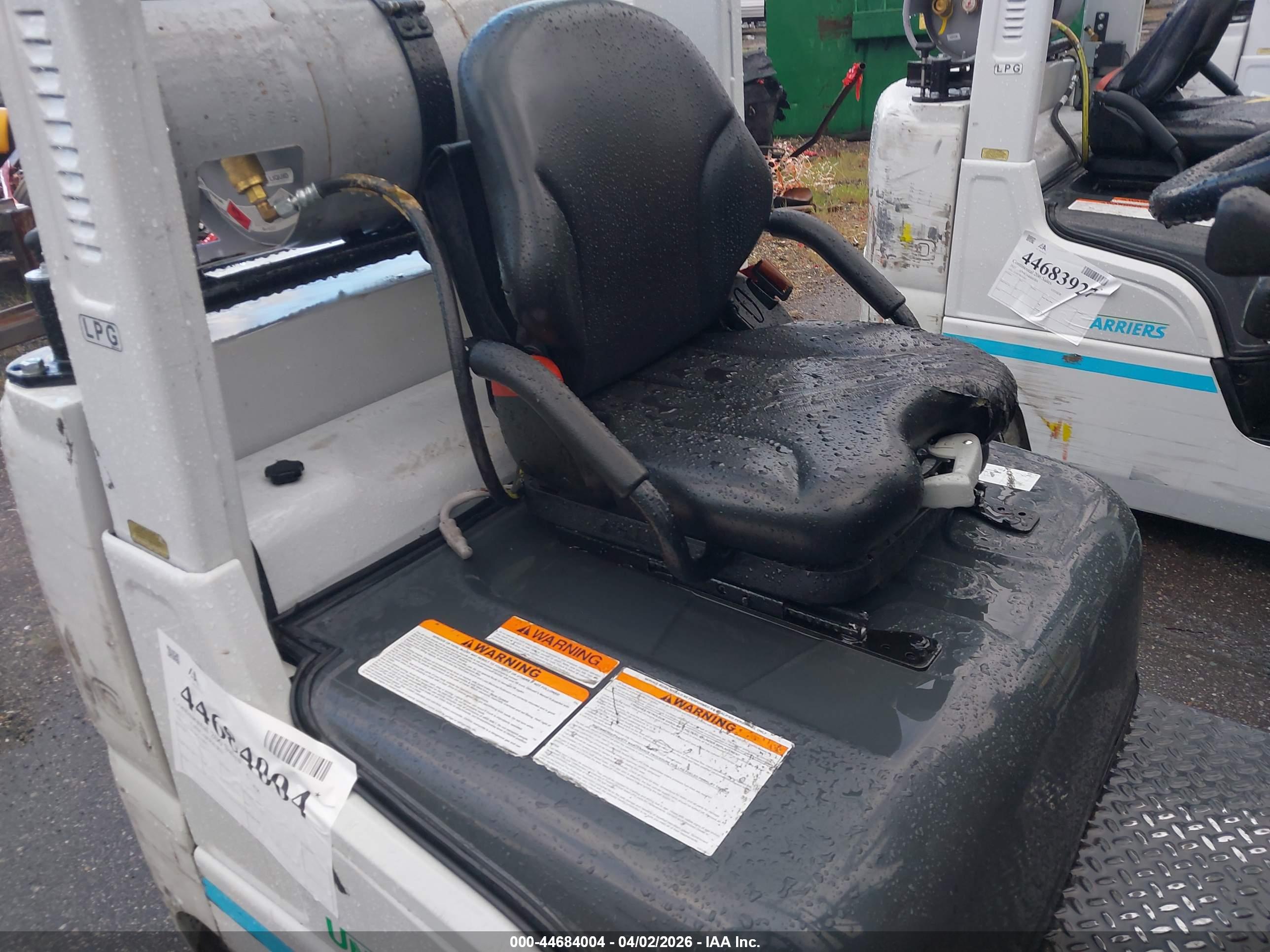 UNICARRIERS FORKLIFT image 5