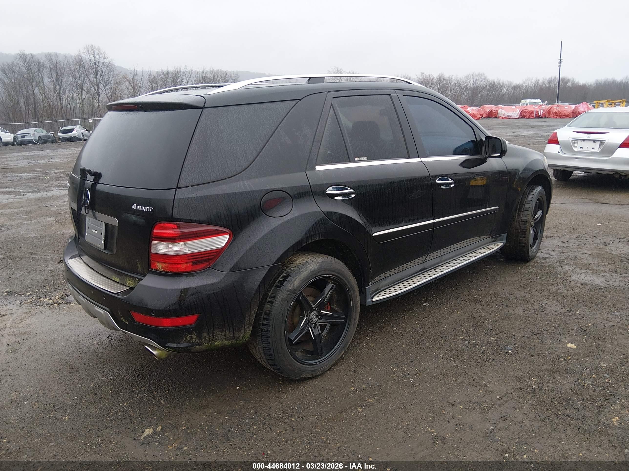 MERCEDES-BENZ ML image 4