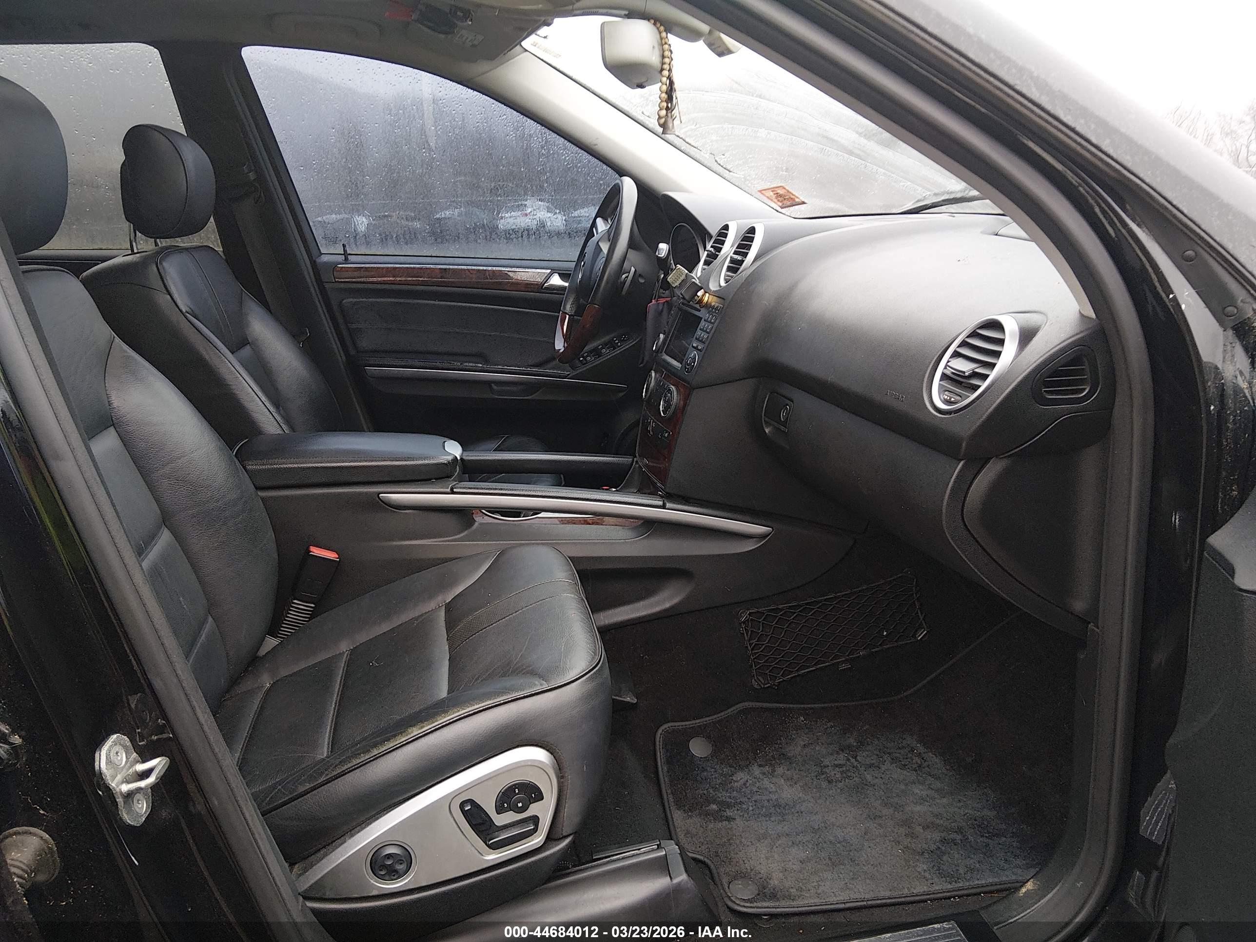 MERCEDES-BENZ ML image 5