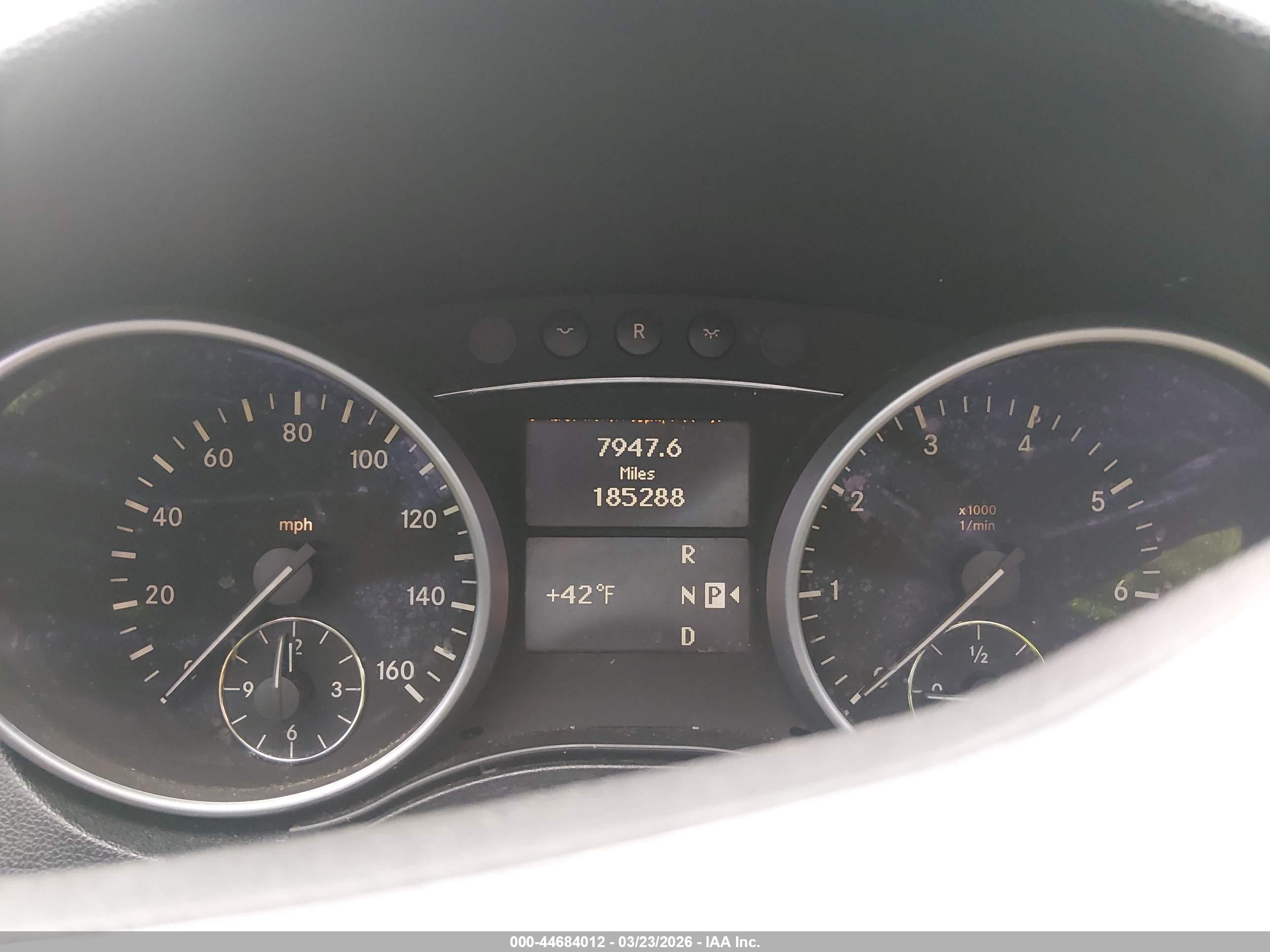MERCEDES-BENZ ML image 7