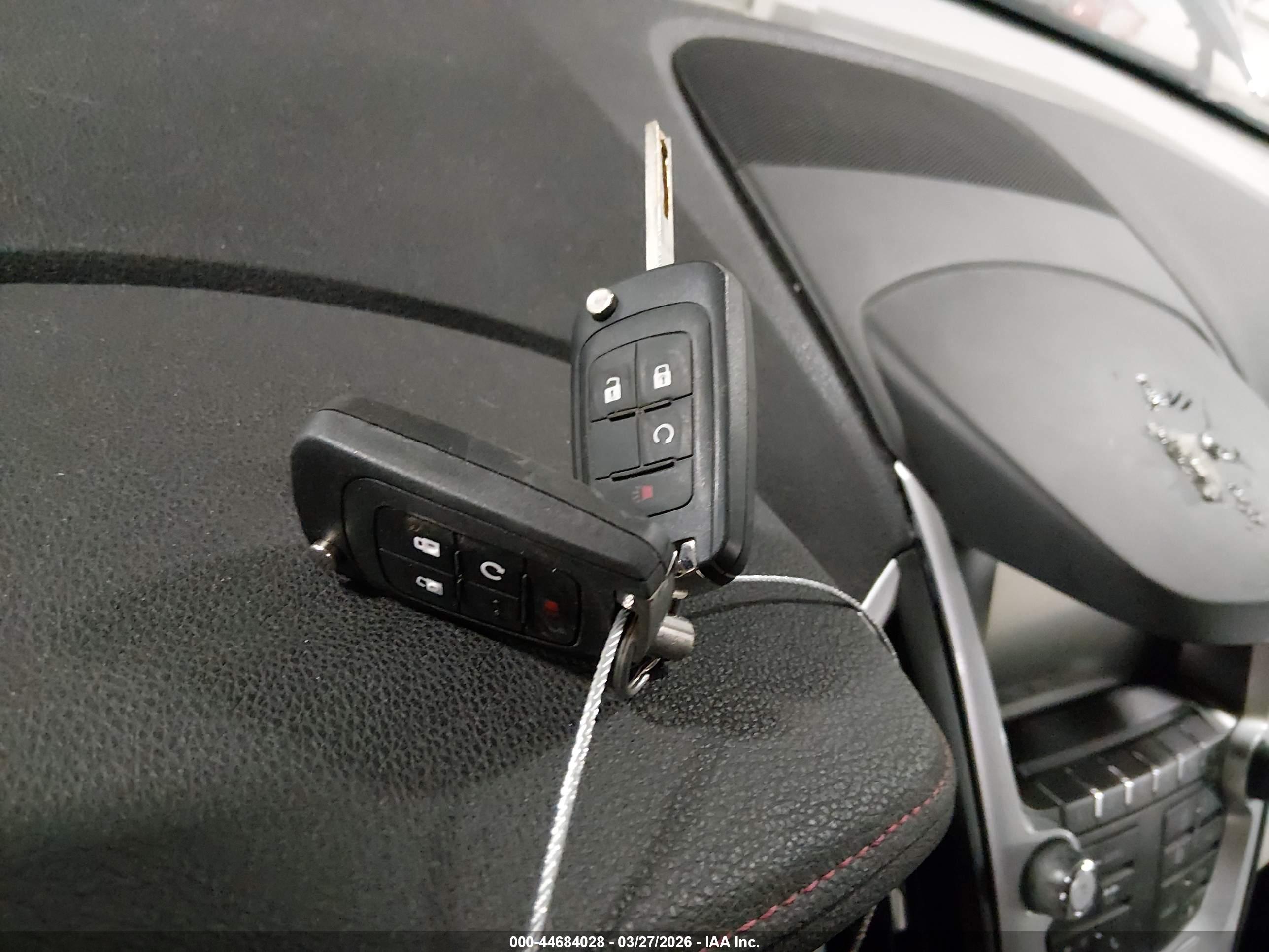 GMC TERRAIN image 11