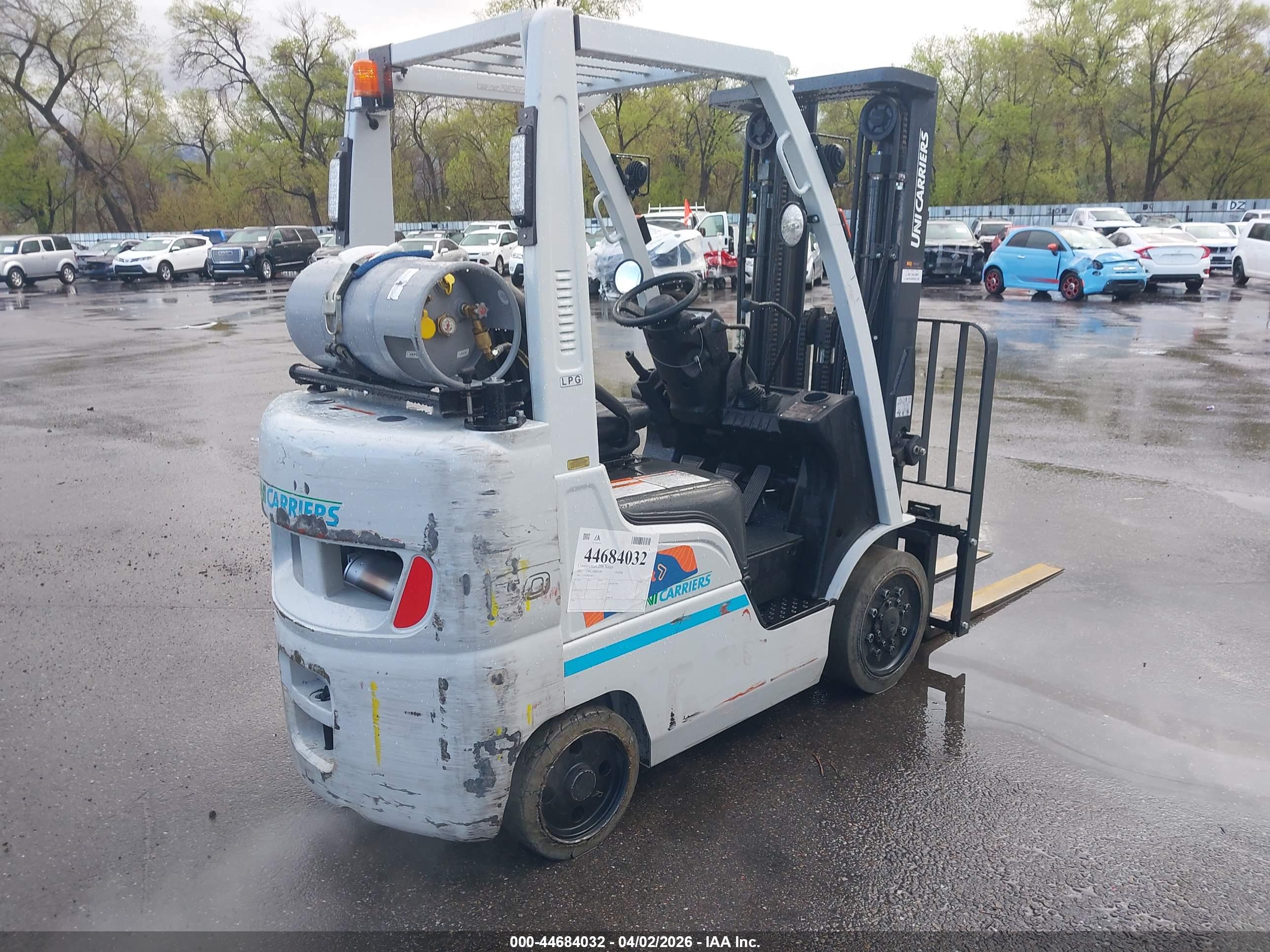 UNICARRIERS FORKLIFT image 4