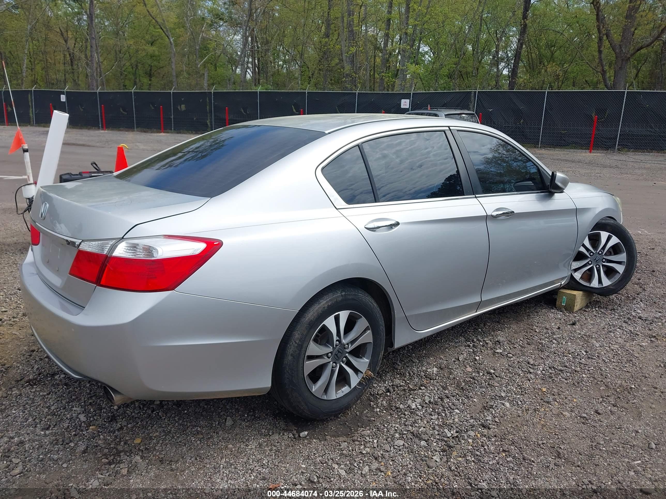 HONDA ACCORD image 4