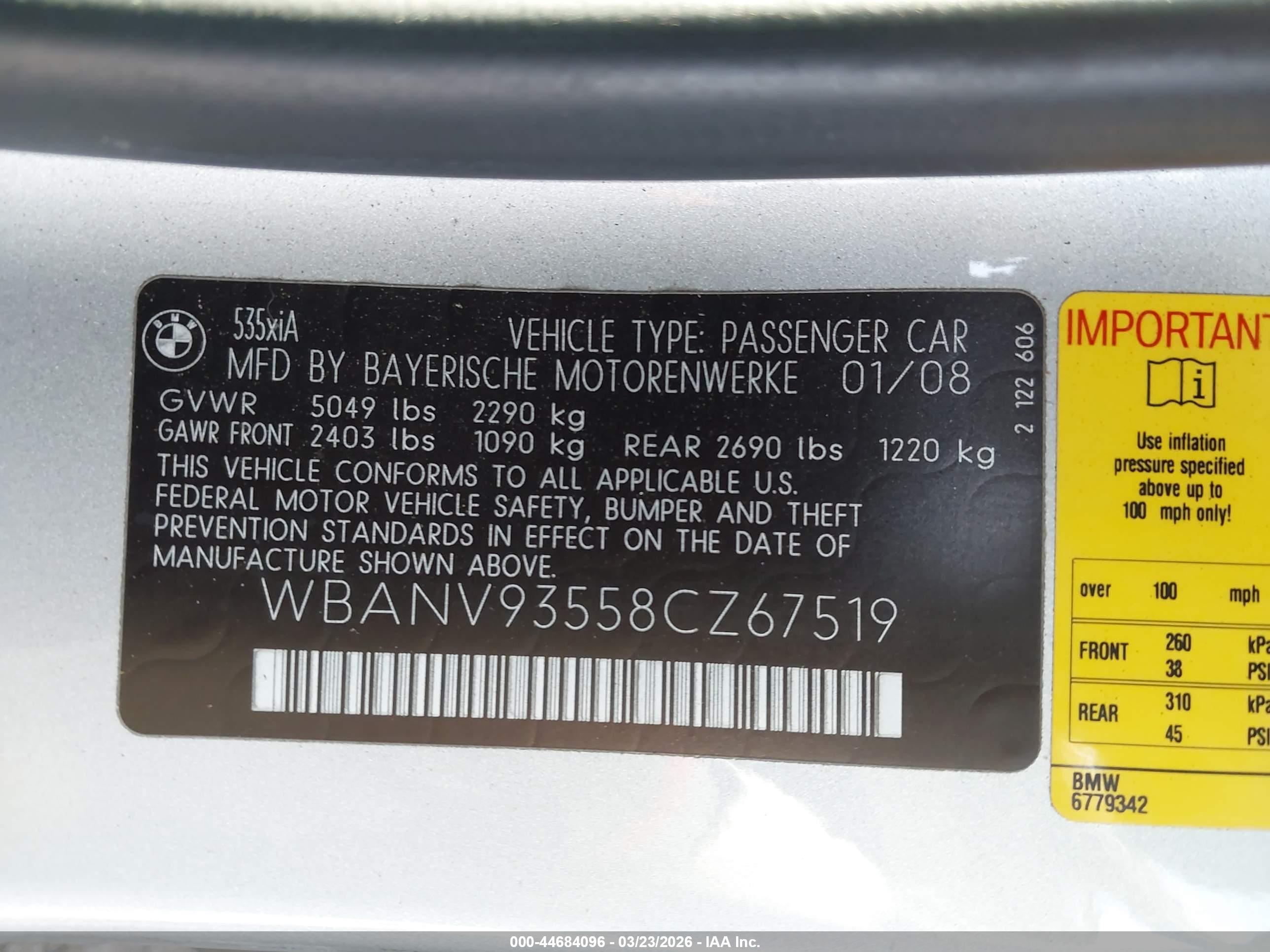 BMW 535XI image 9