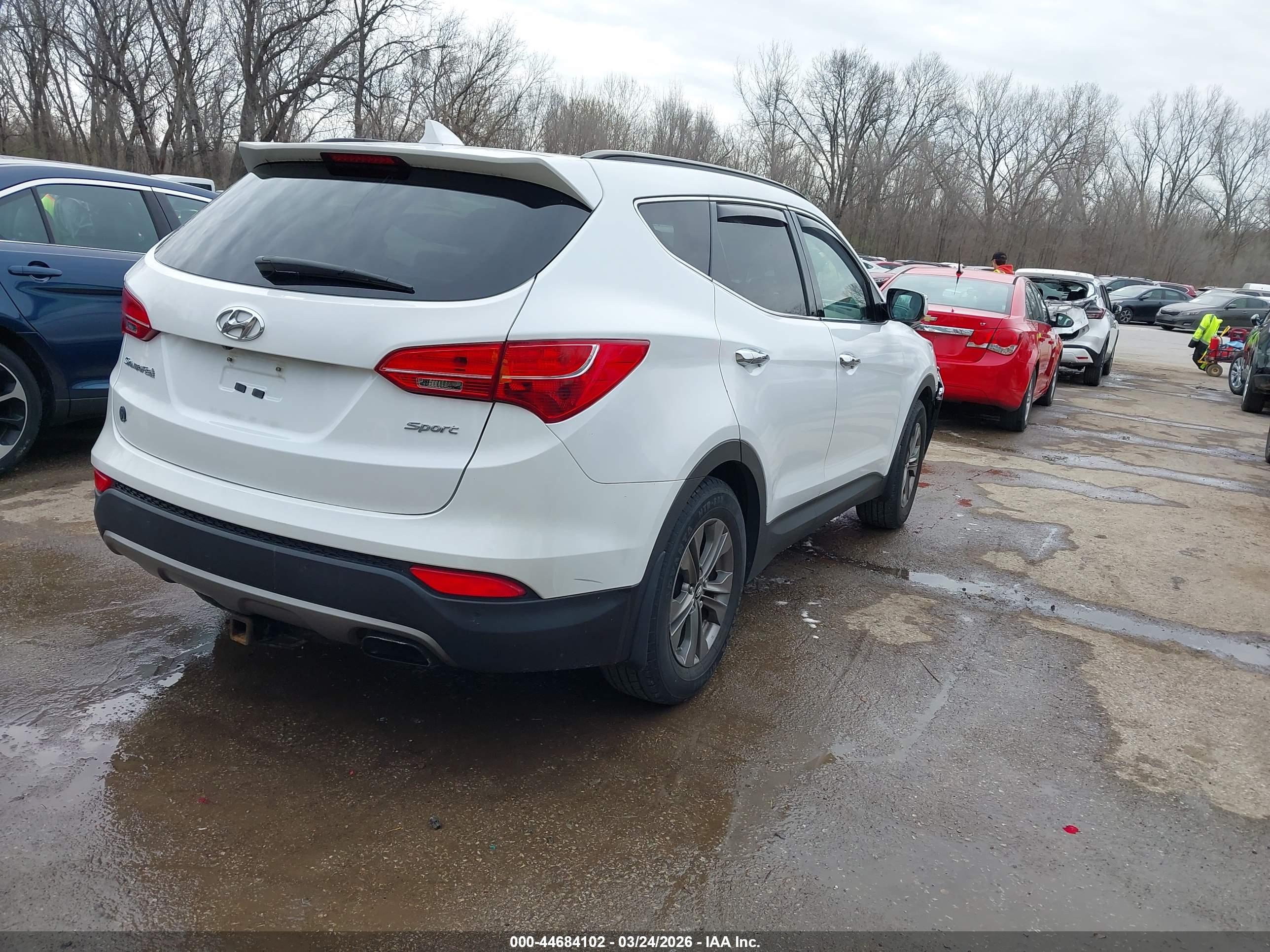 HYUNDAI SANTA image 4