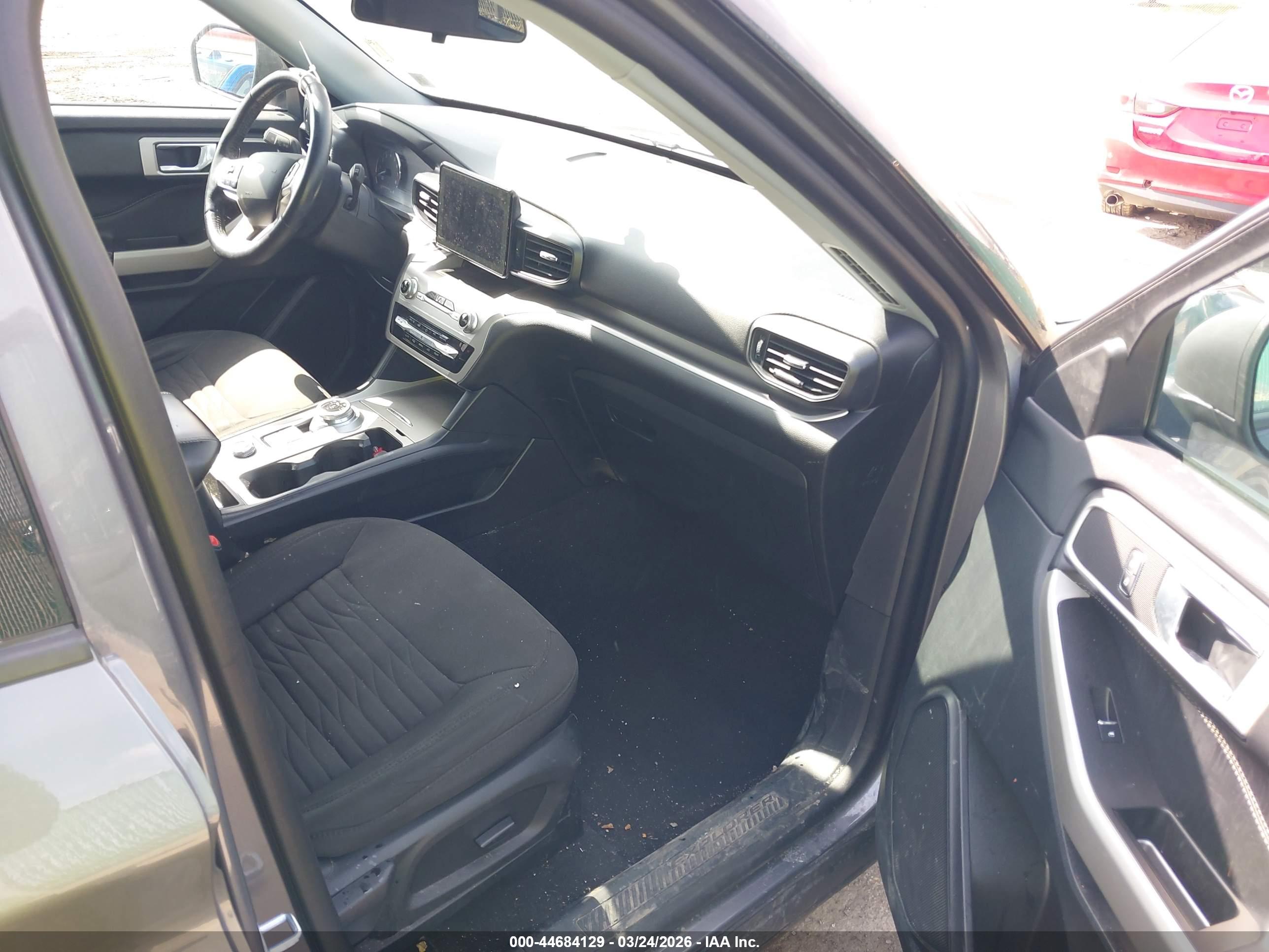 FORD EXPLORER image 5