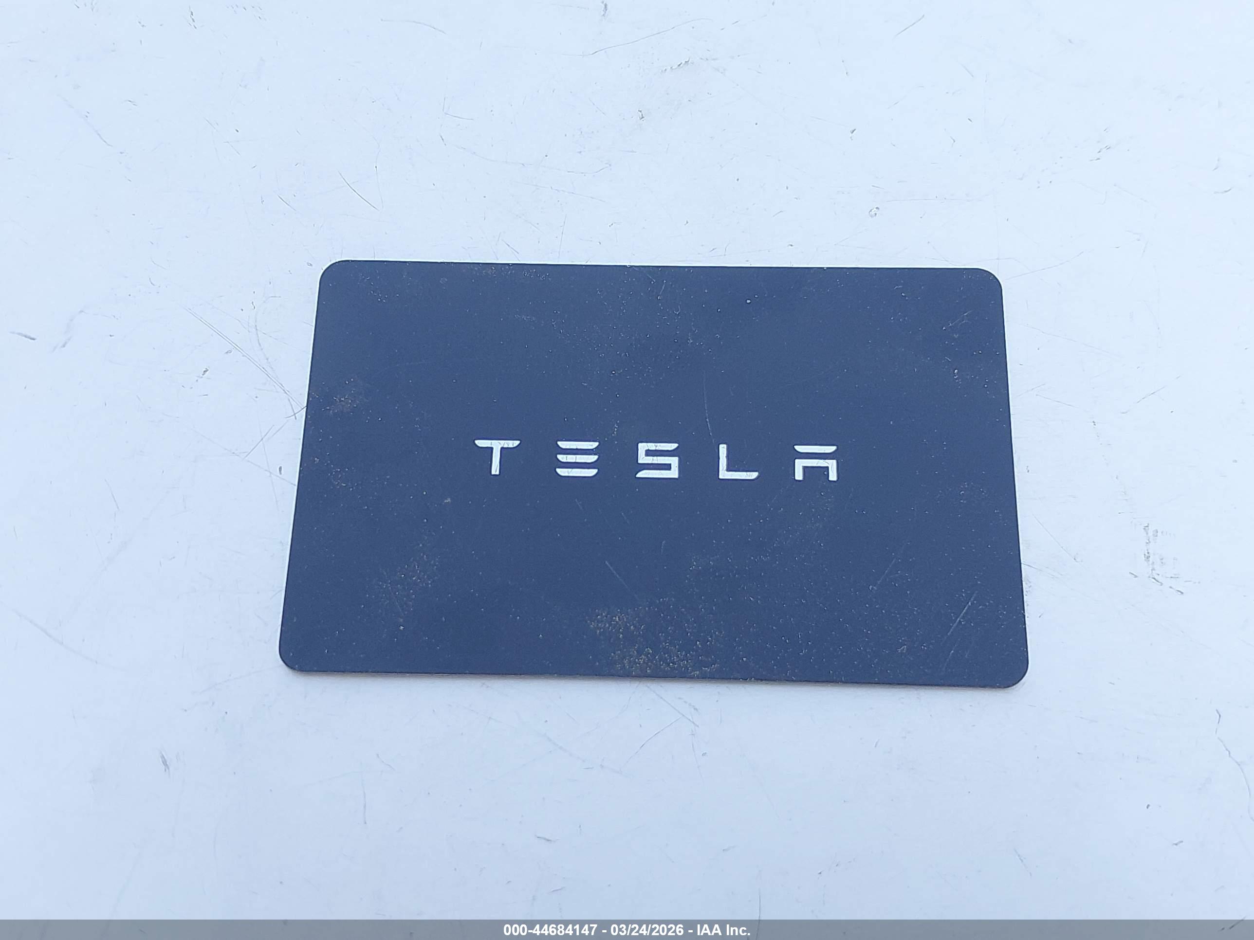 TESLA MODEL image 11