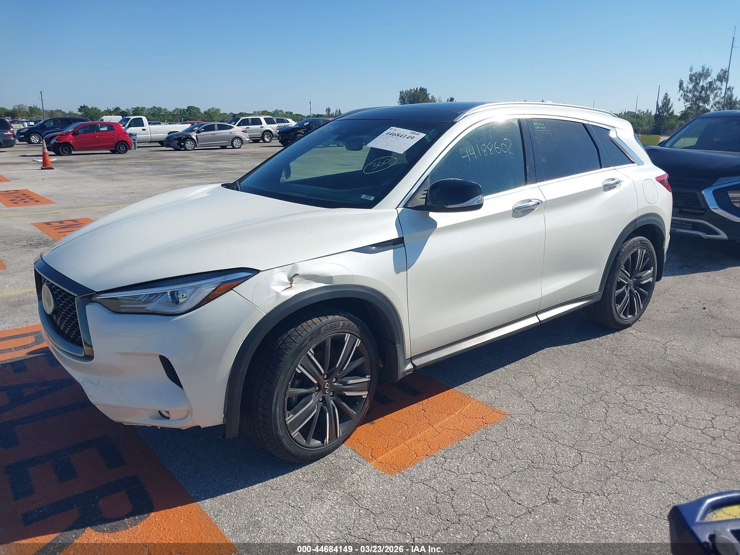 INFINITI QX50 image 2