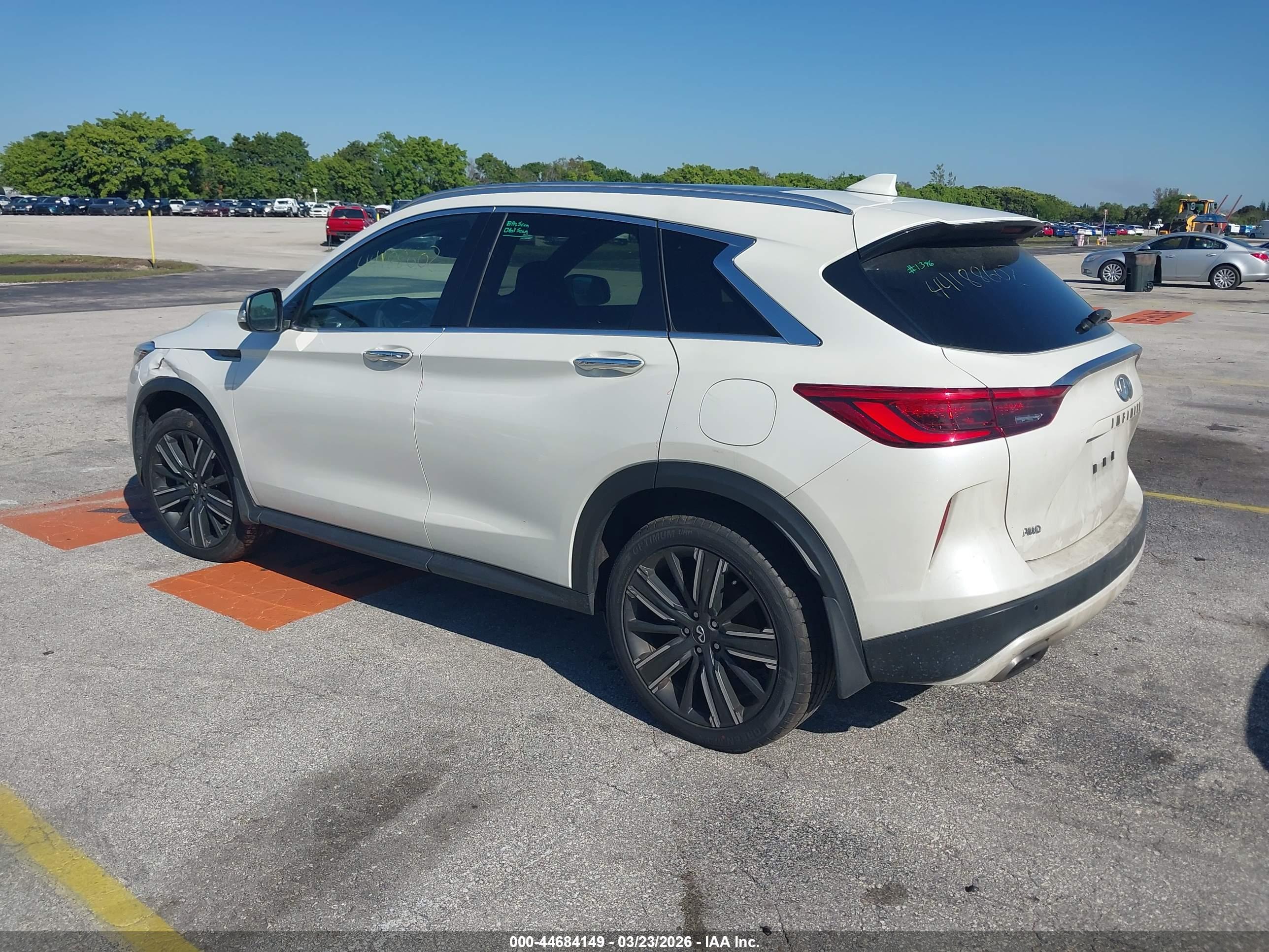 INFINITI QX50 image 3