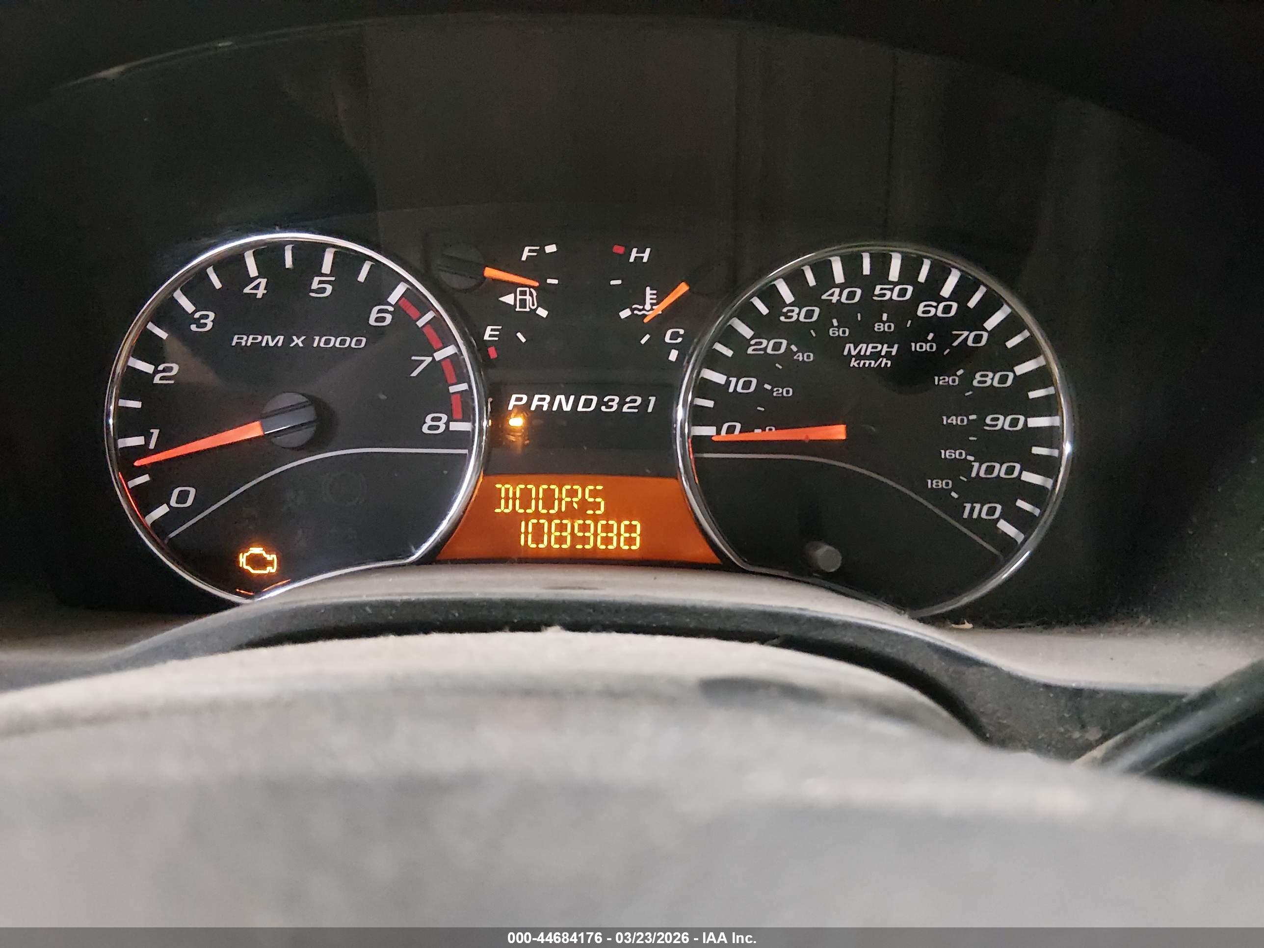 CHEVROLET COLORADO image 7