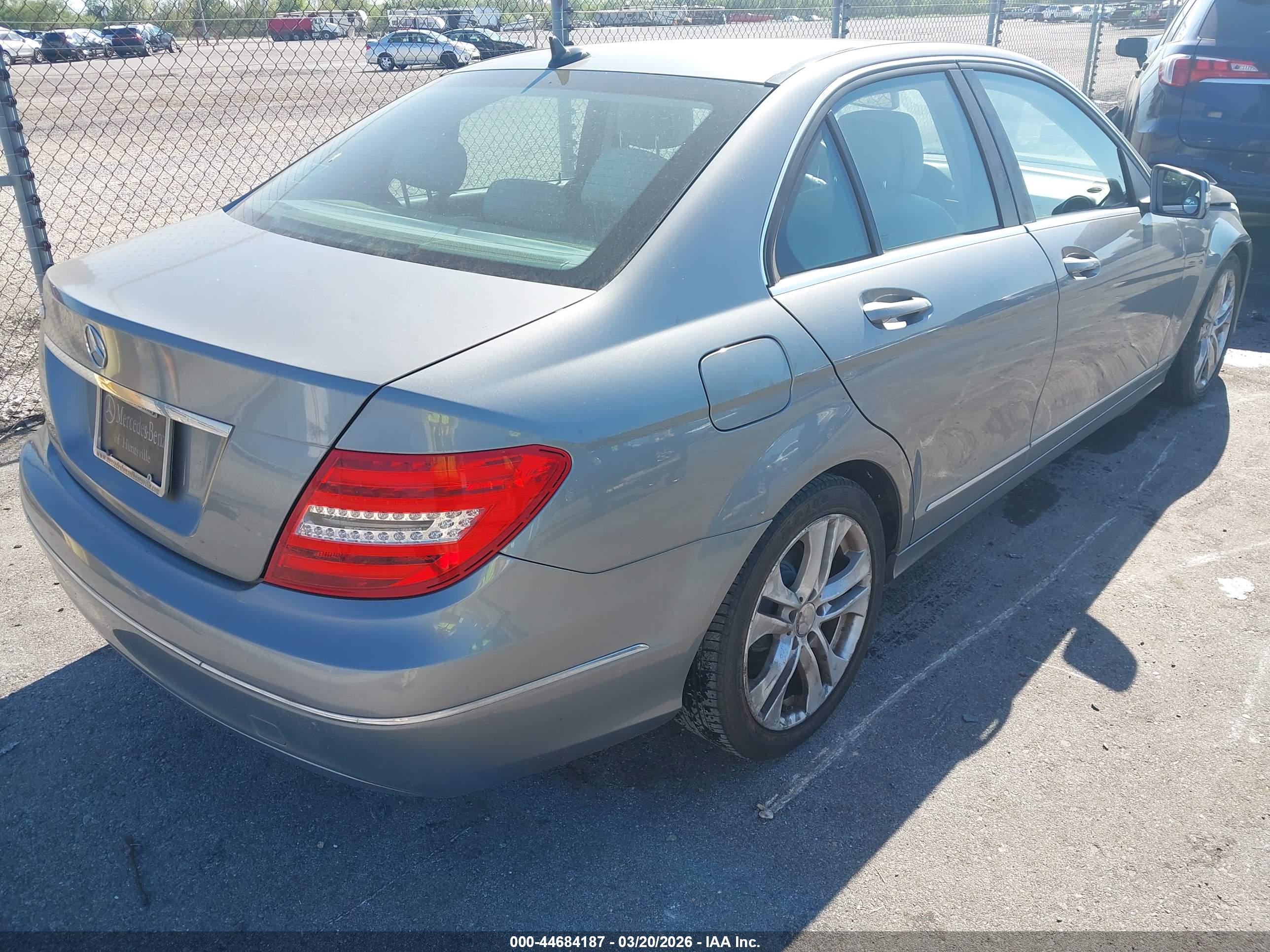 MERCEDES-BENZ C image 4