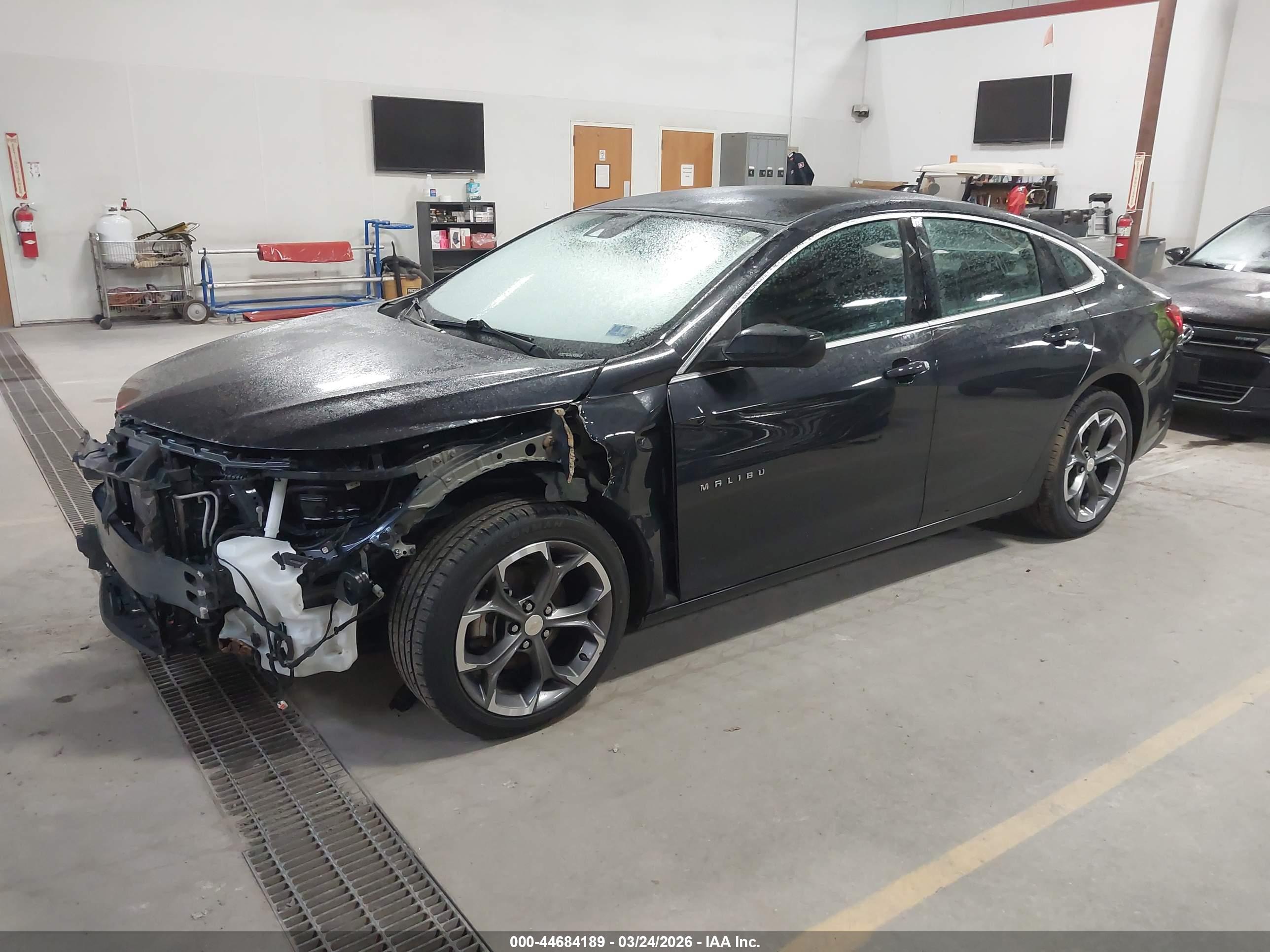 CHEVROLET MALIBU image 2