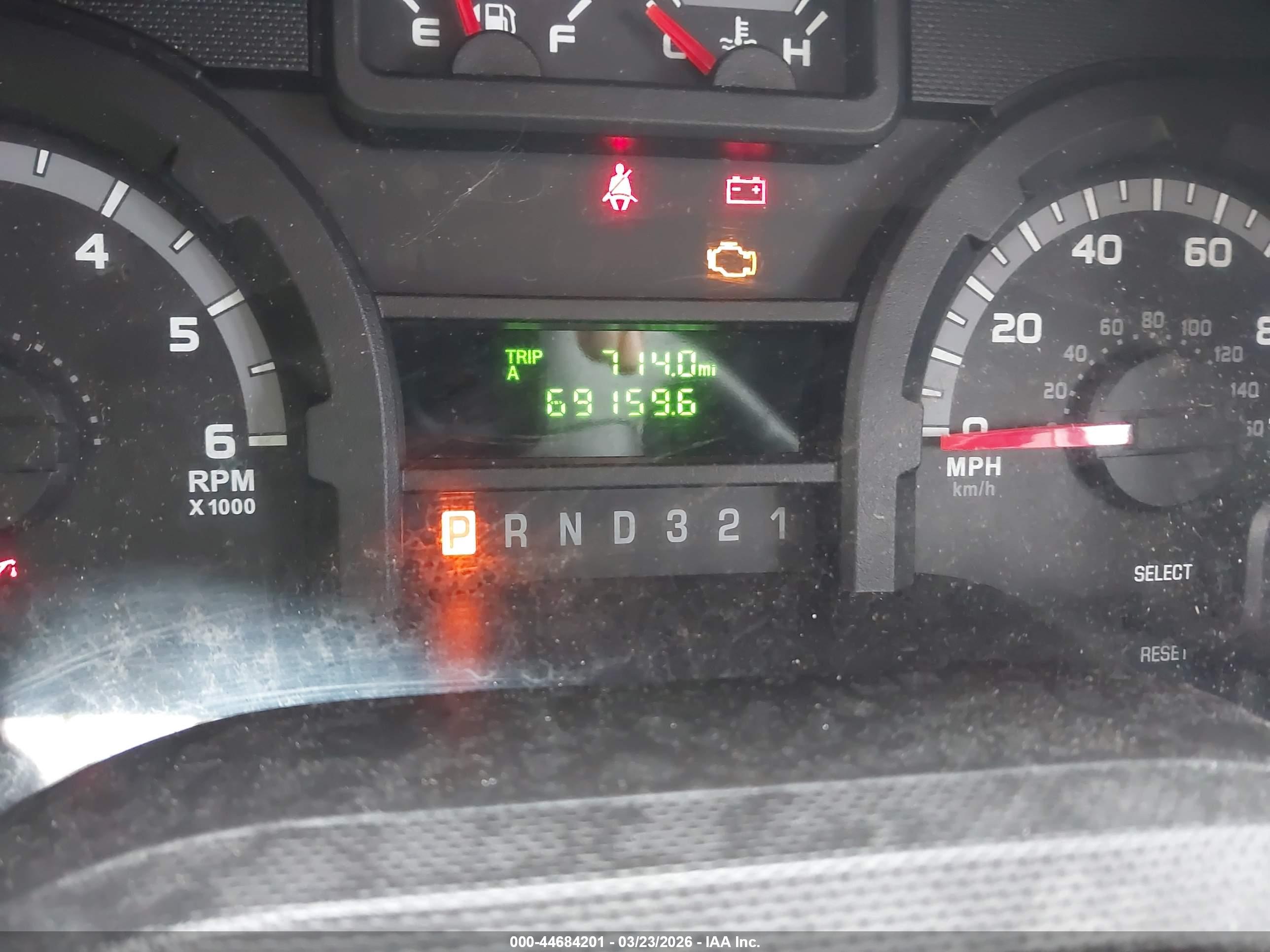 FORD E-350 image 6