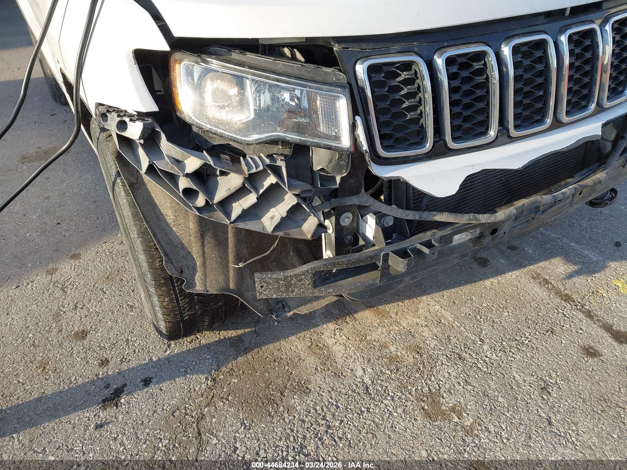 JEEP GRAND image 6