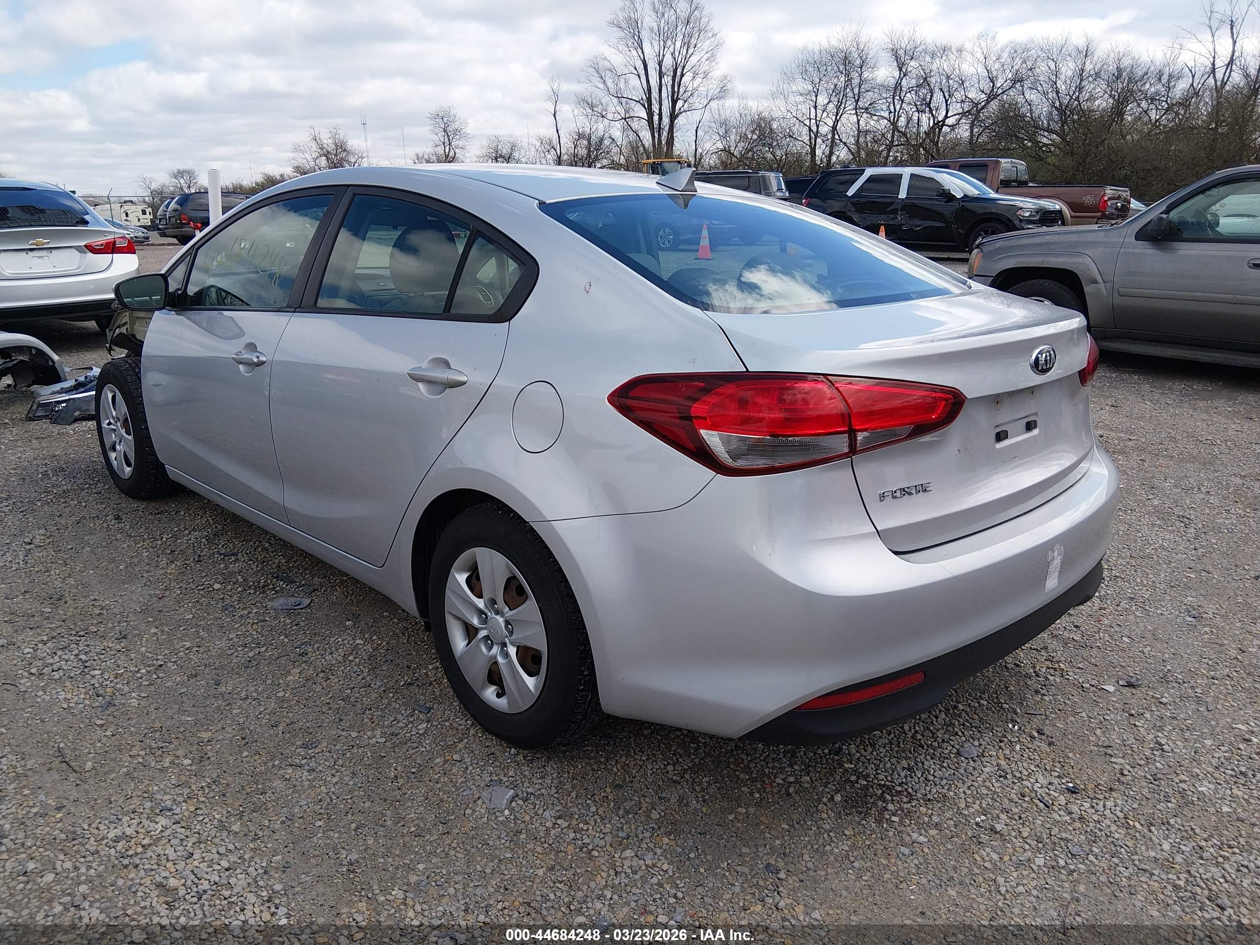 KIA FORTE image 3