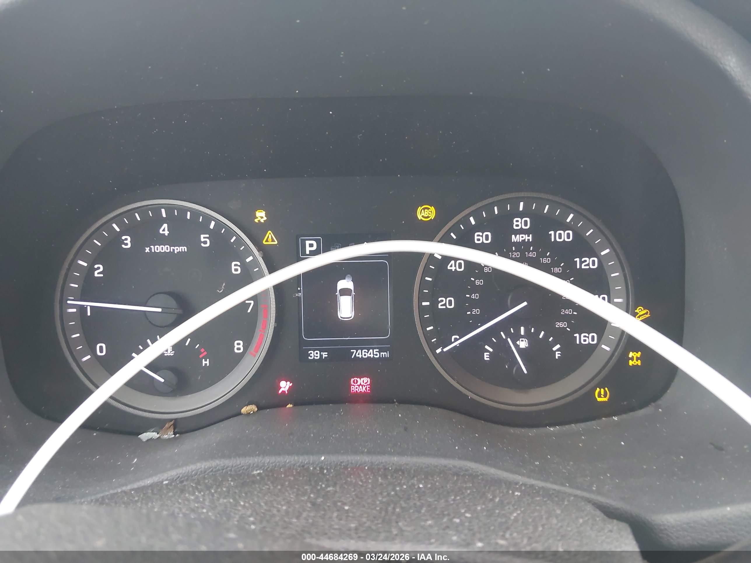 HYUNDAI TUCSON image 7