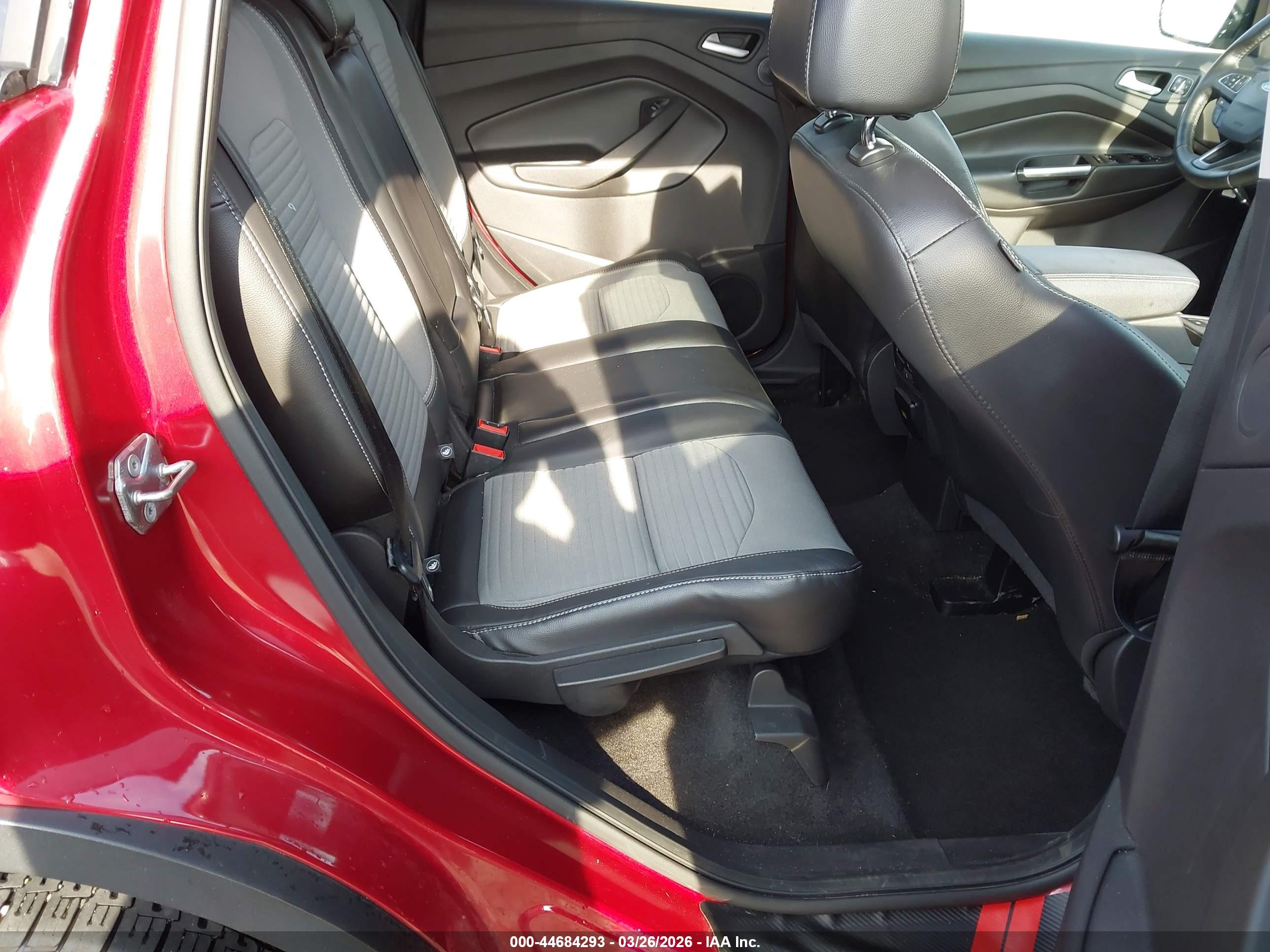 FORD ESCAPE image 8