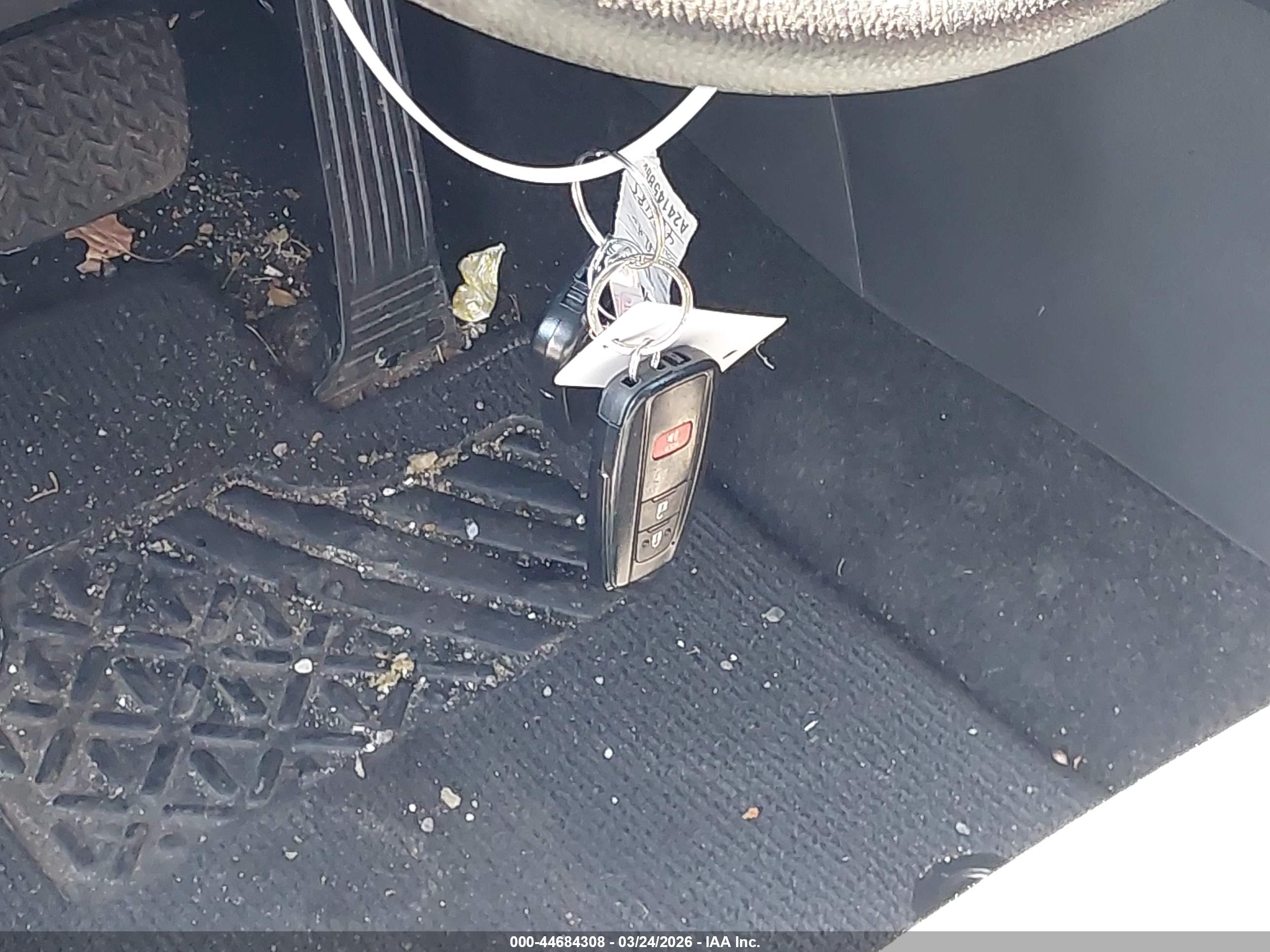 TOYOTA RAV4 image 11