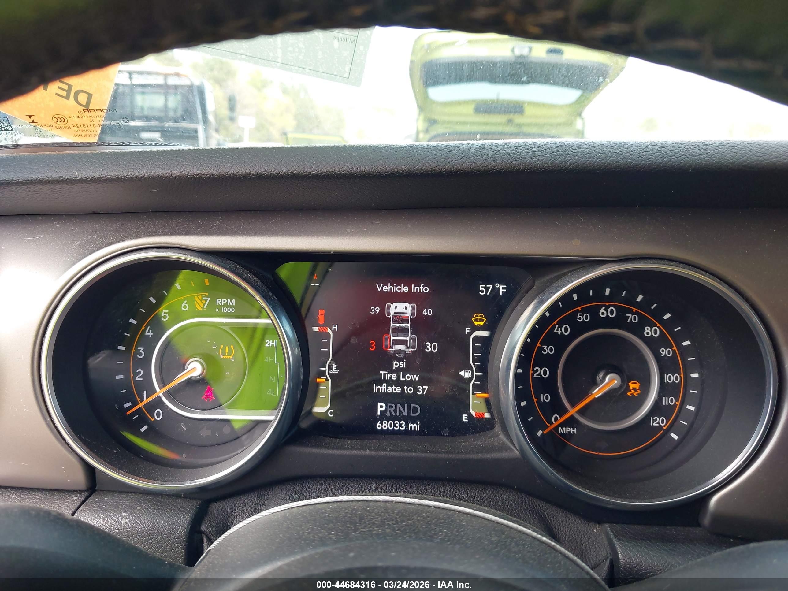 JEEP WRANGLER image 7