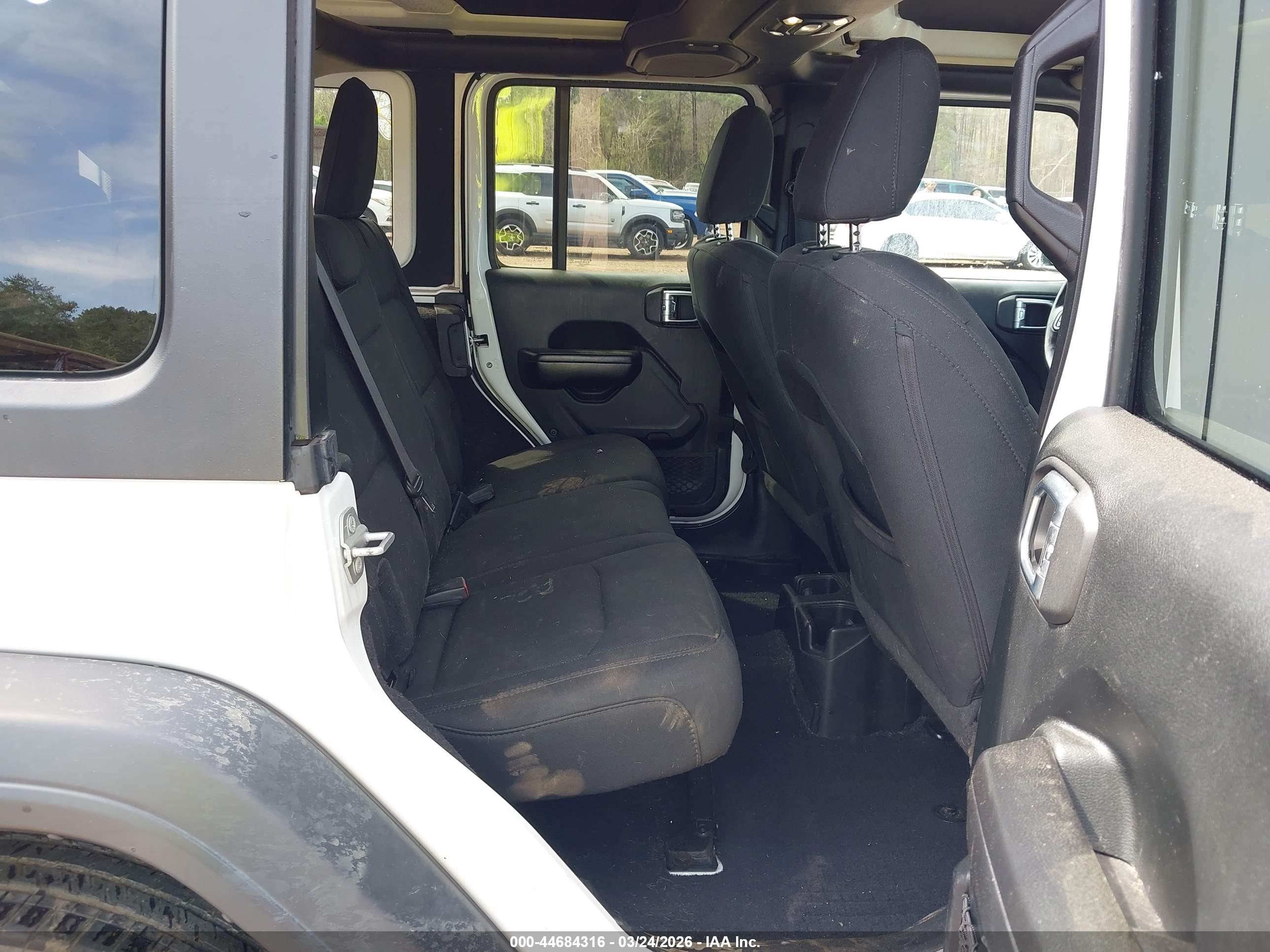 JEEP WRANGLER image 8