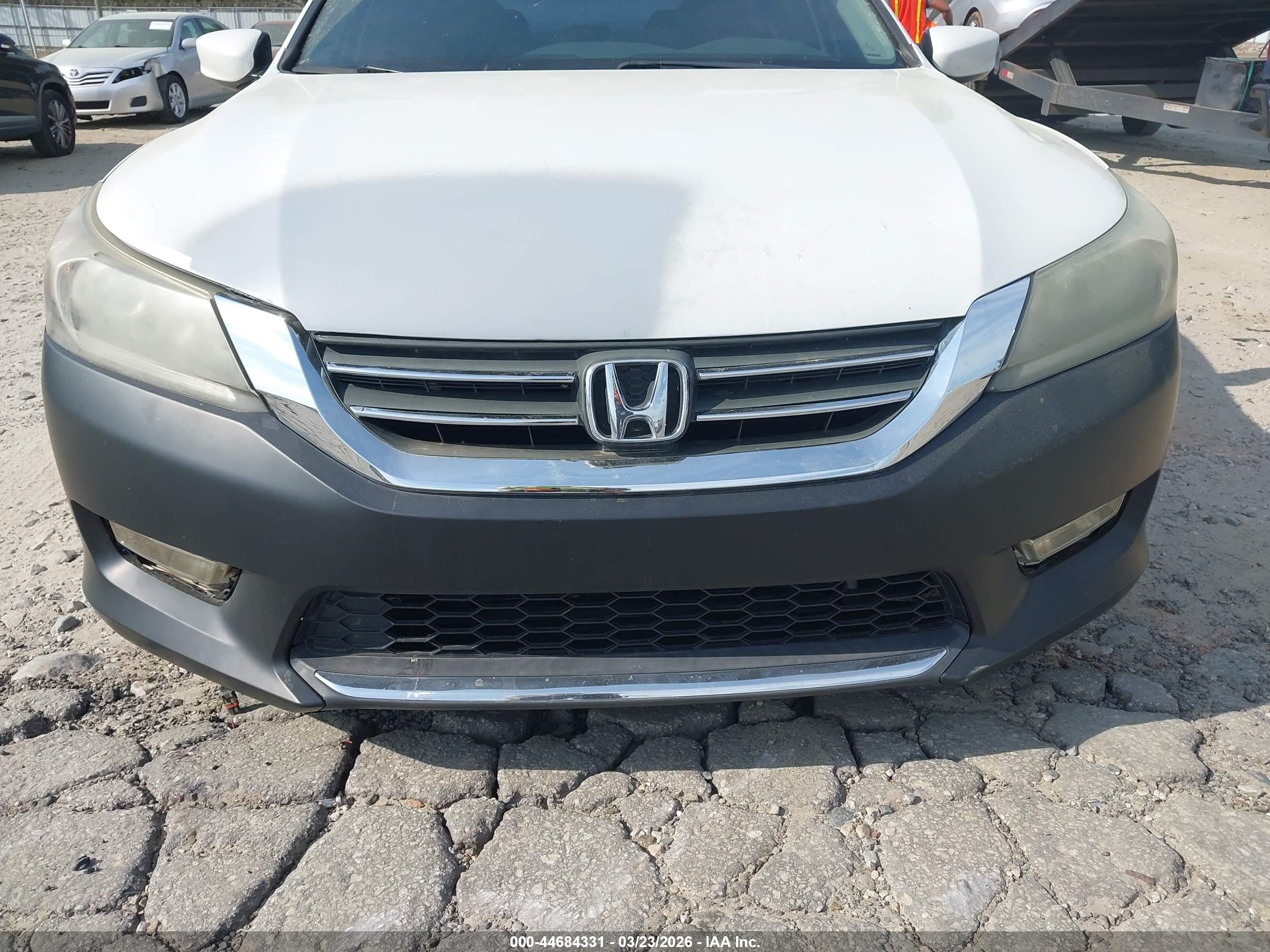 HONDA ACCORD image 6