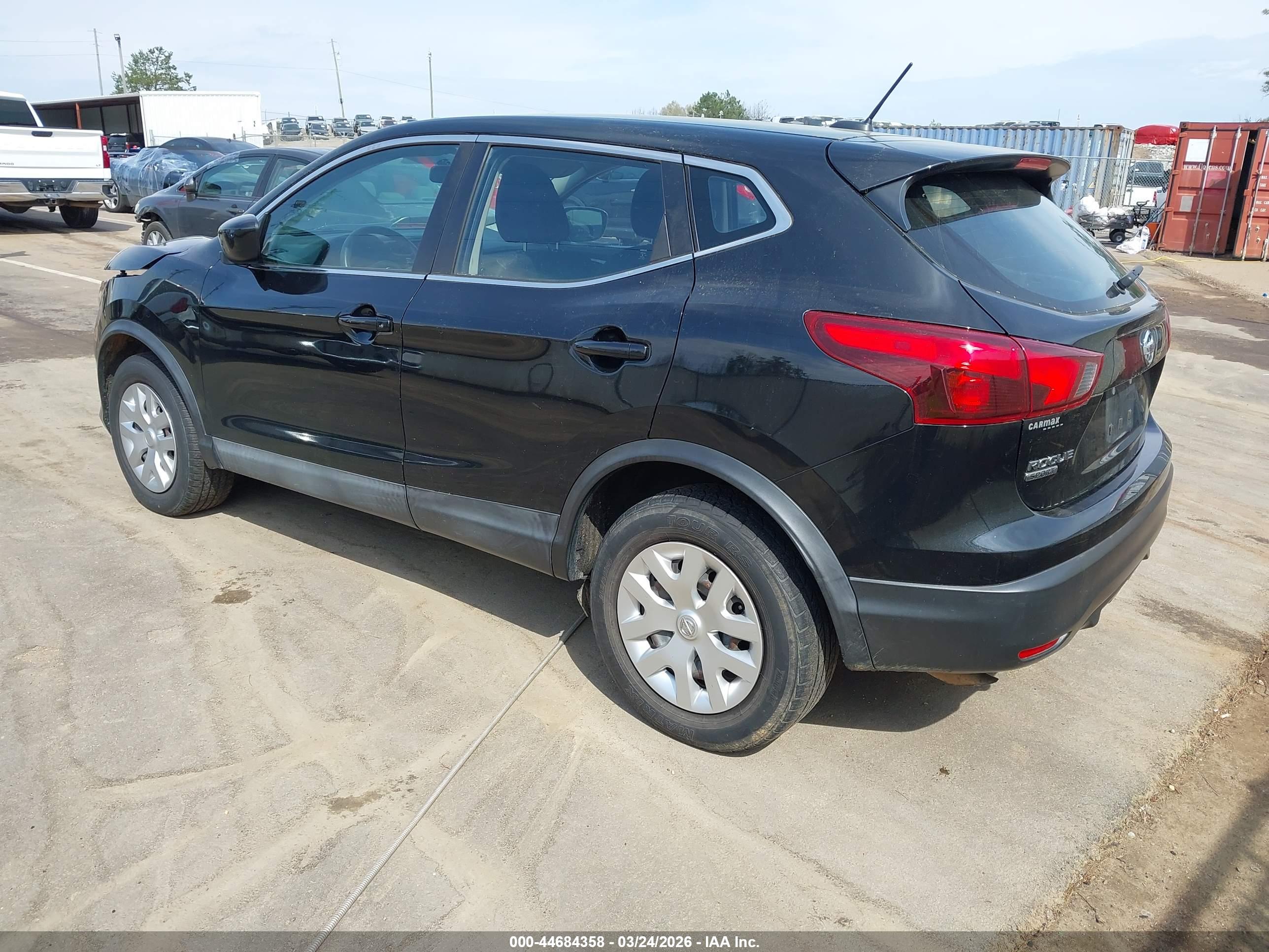 NISSAN ROGUE image 3