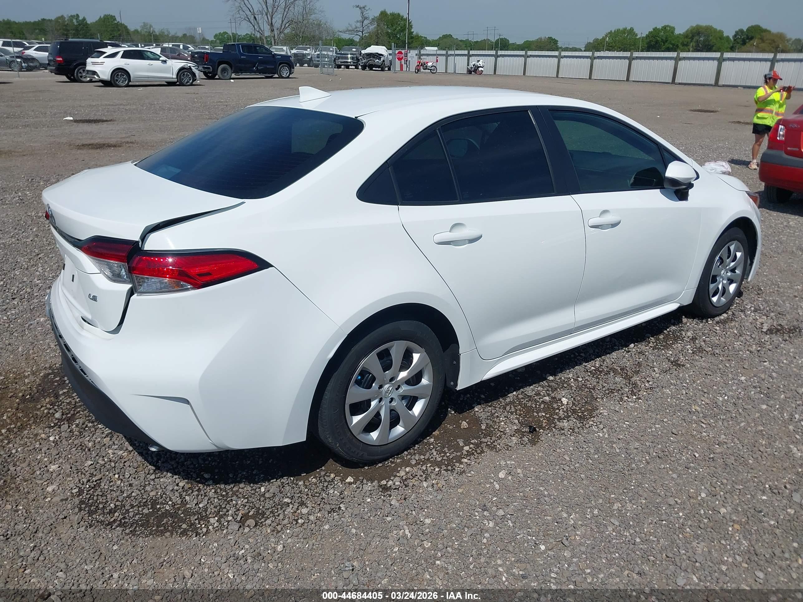 TOYOTA COROLLA image 4