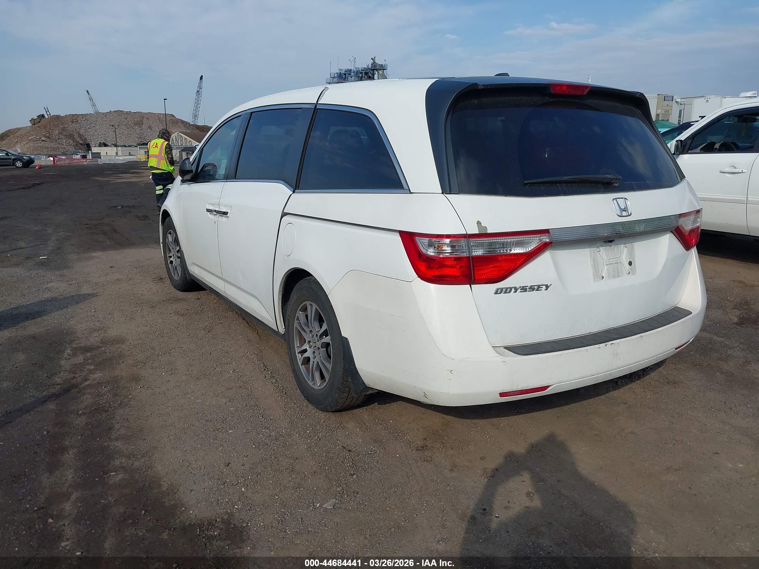 HONDA ODYSSEY image 3