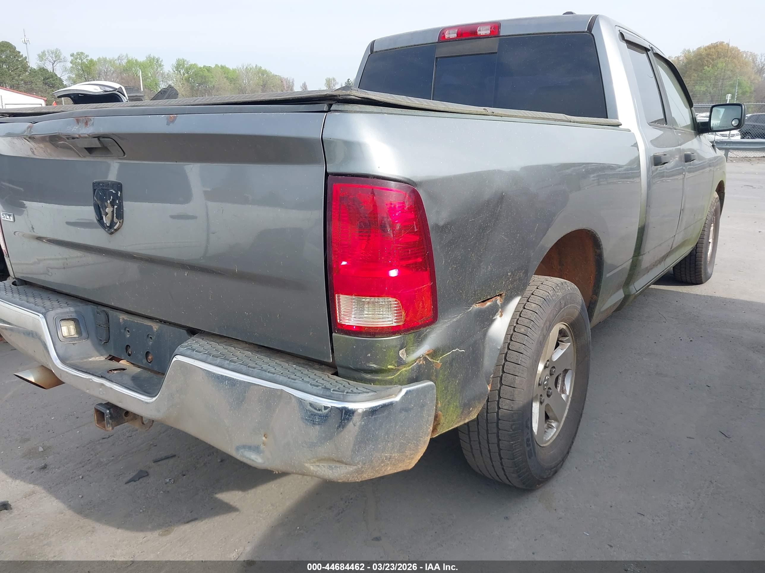 DODGE RAM image 6
