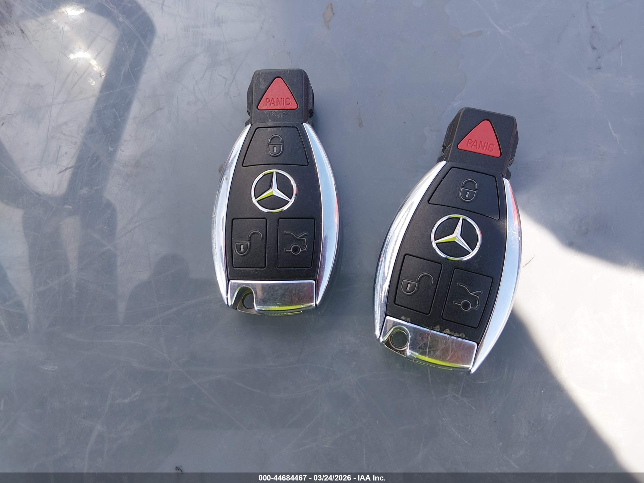 MERCEDES-BENZ GLK image 11