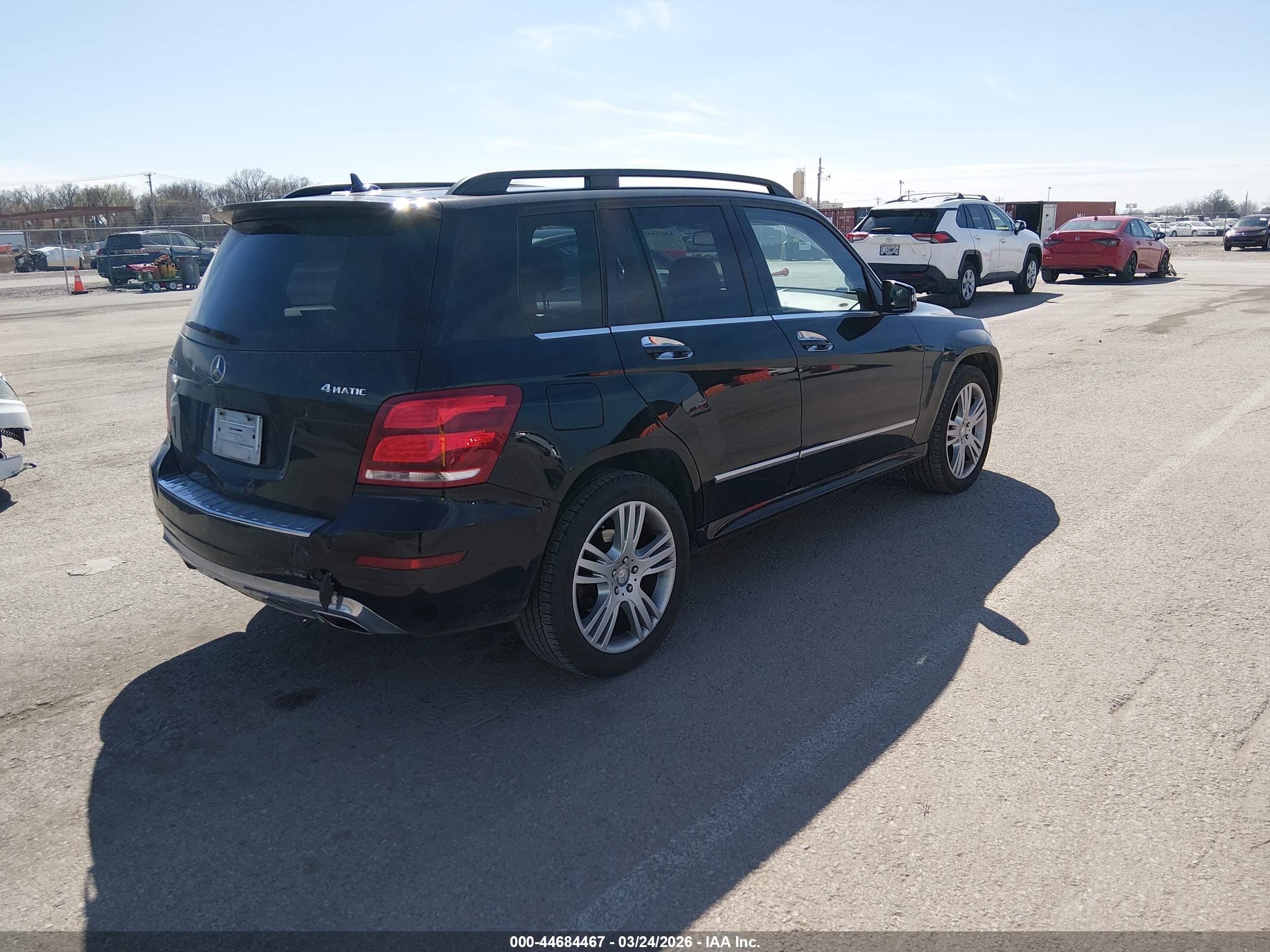 MERCEDES-BENZ GLK image 4