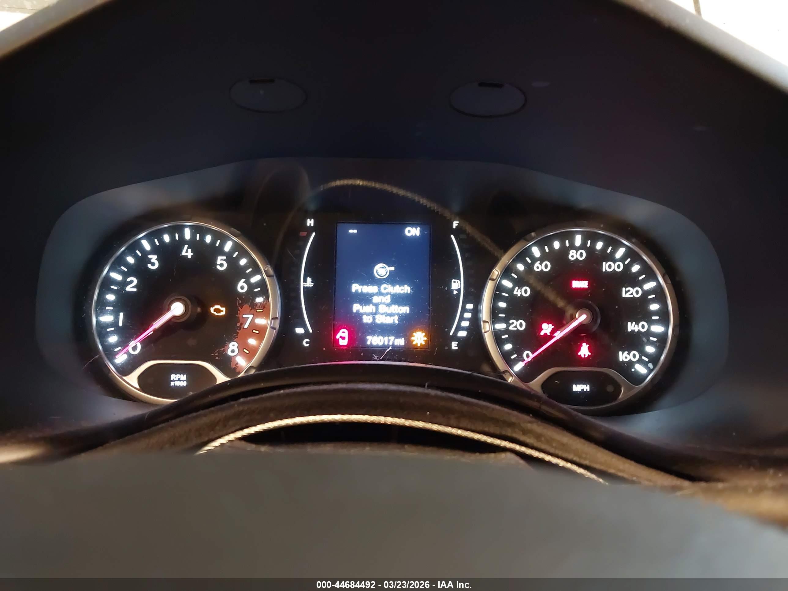 JEEP RENEGADE image 7