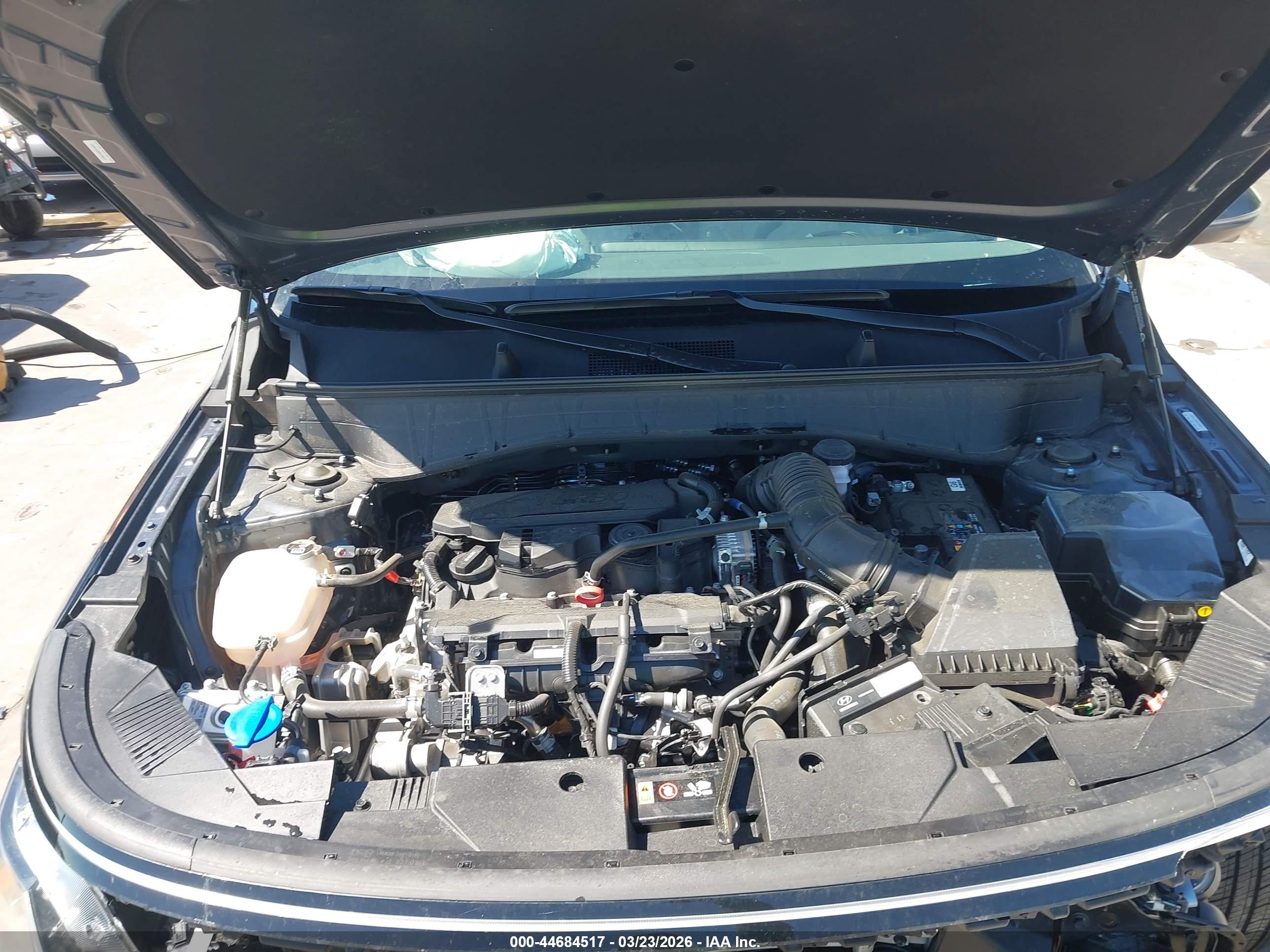HYUNDAI KONA image 10