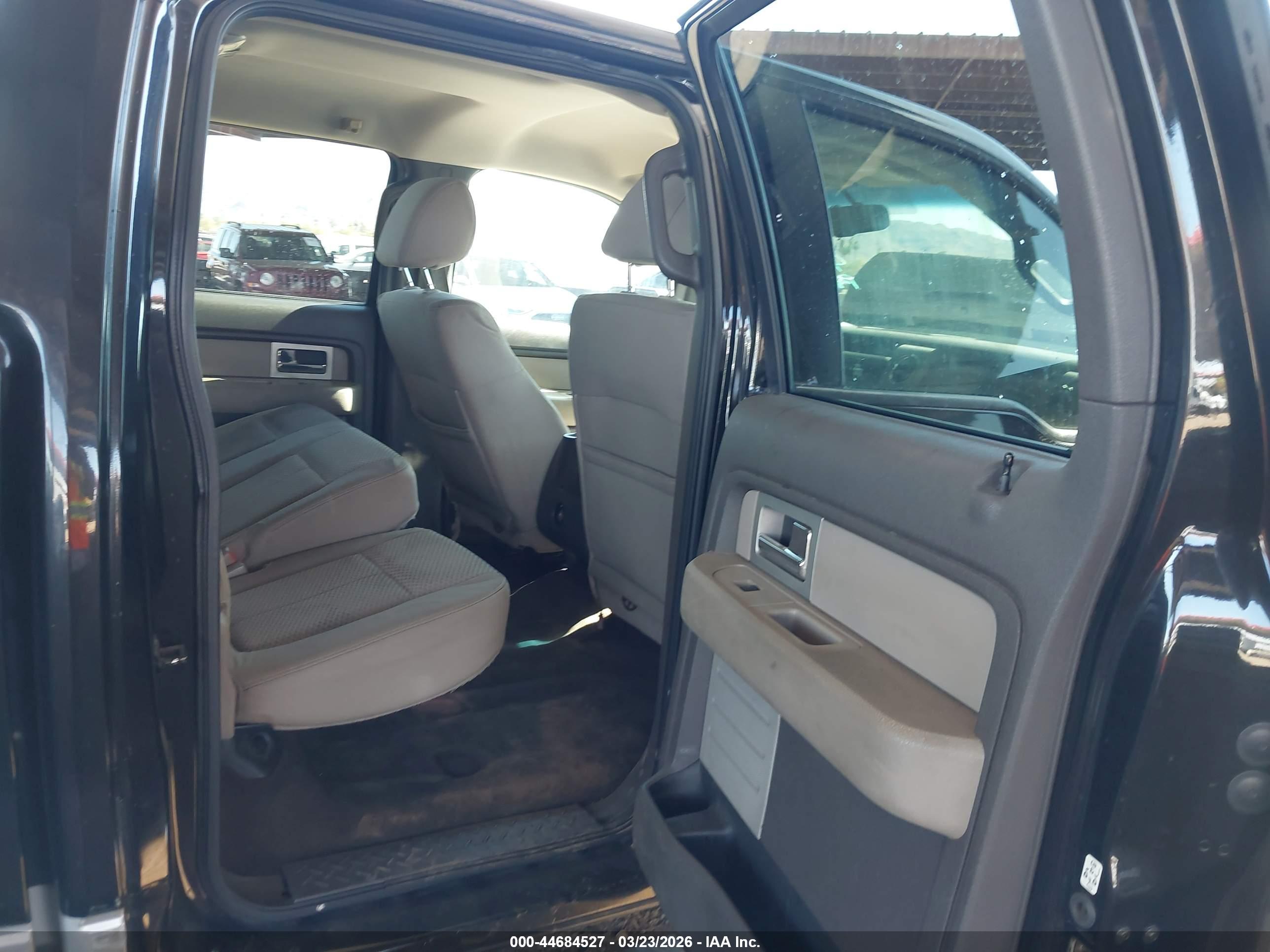 FORD F-150 image 8