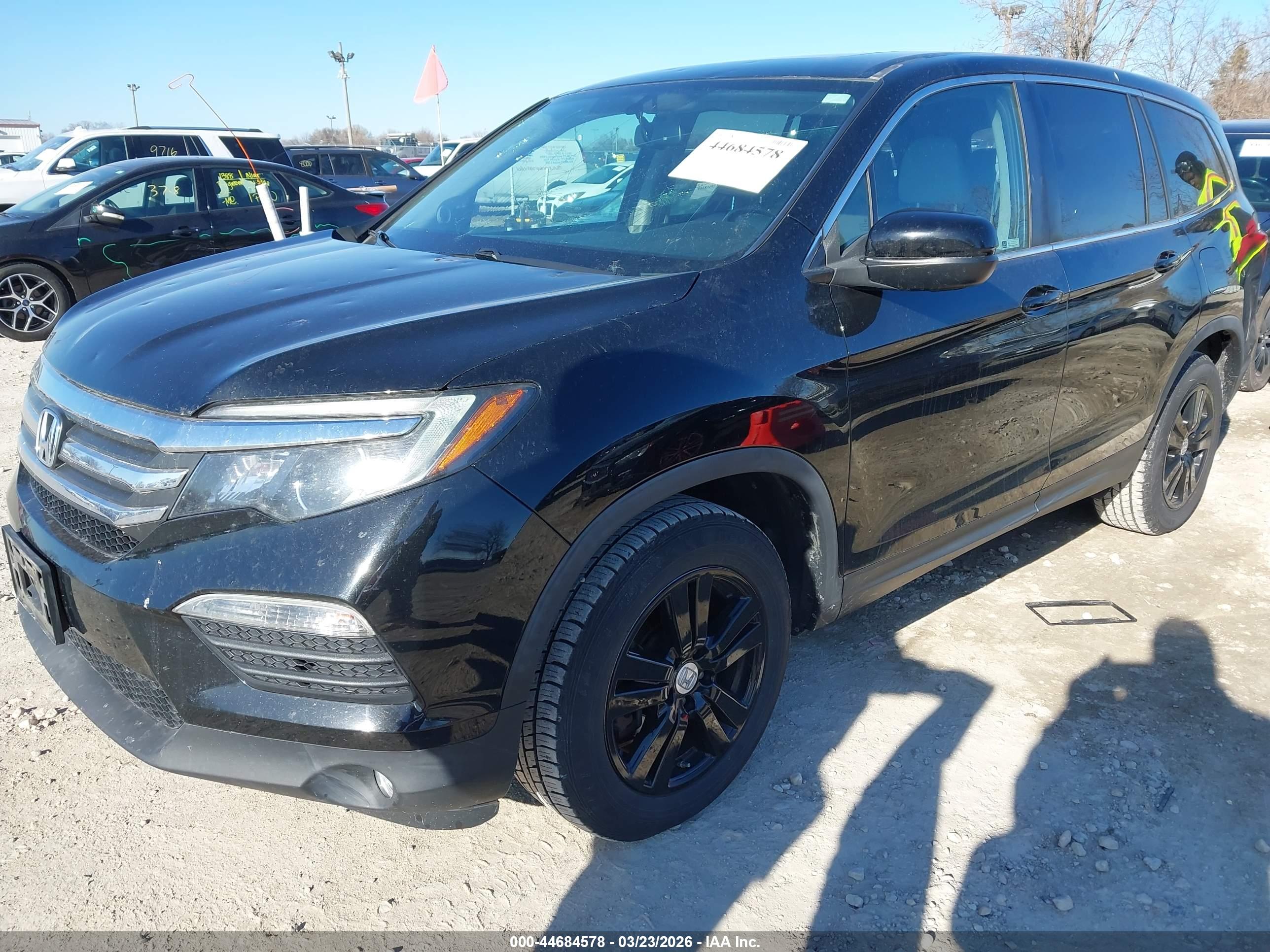 HONDA PILOT image 2