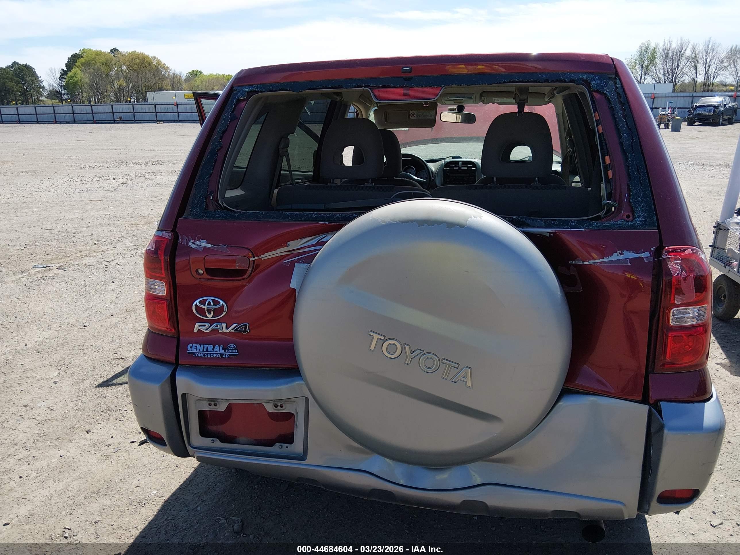 TOYOTA RAV4 image 6