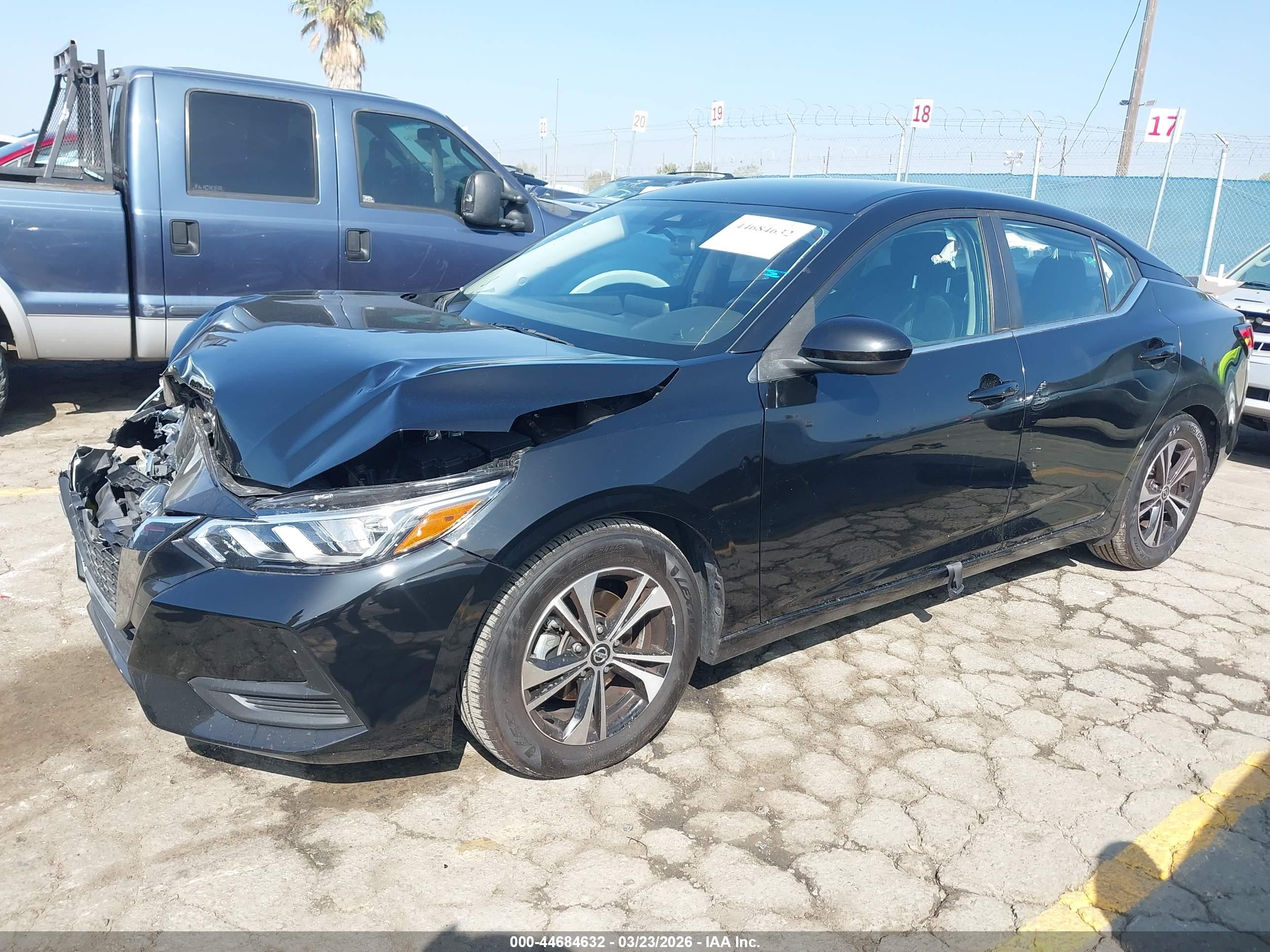 NISSAN SENTRA image 2