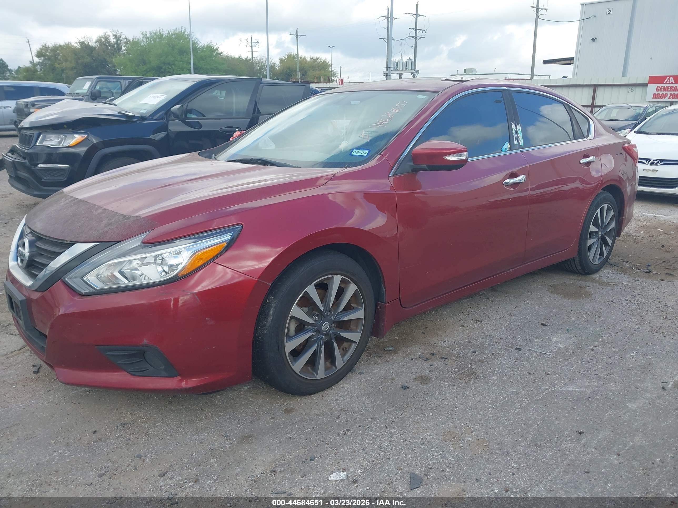 NISSAN ALTIMA image 2