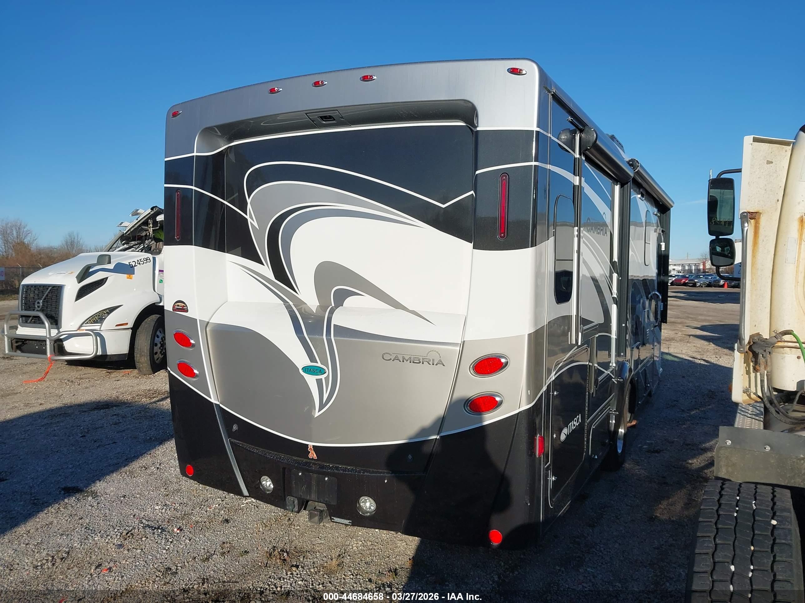 FORD E-450 image 4