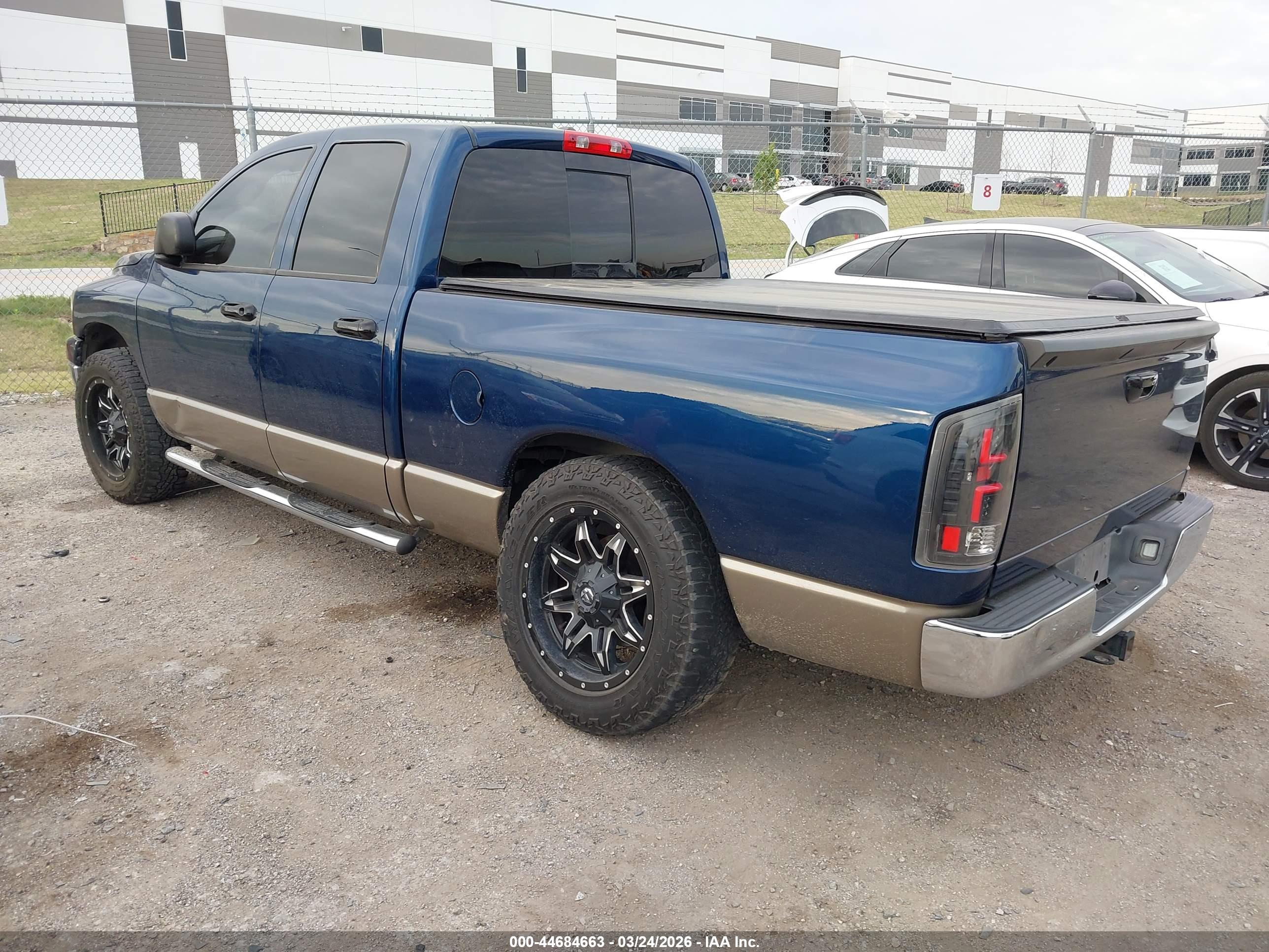 DODGE RAM image 3