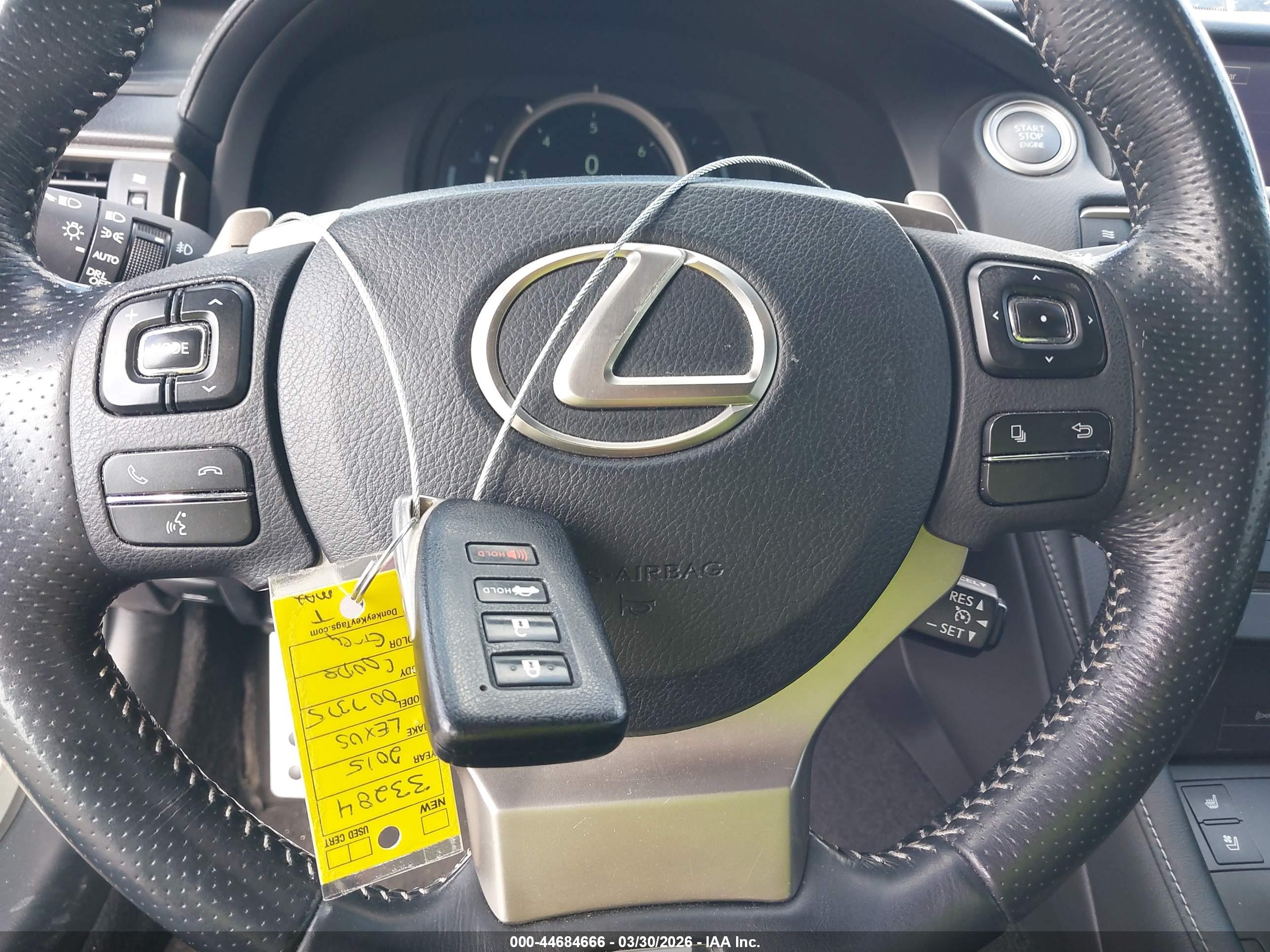LEXUS RC image 11