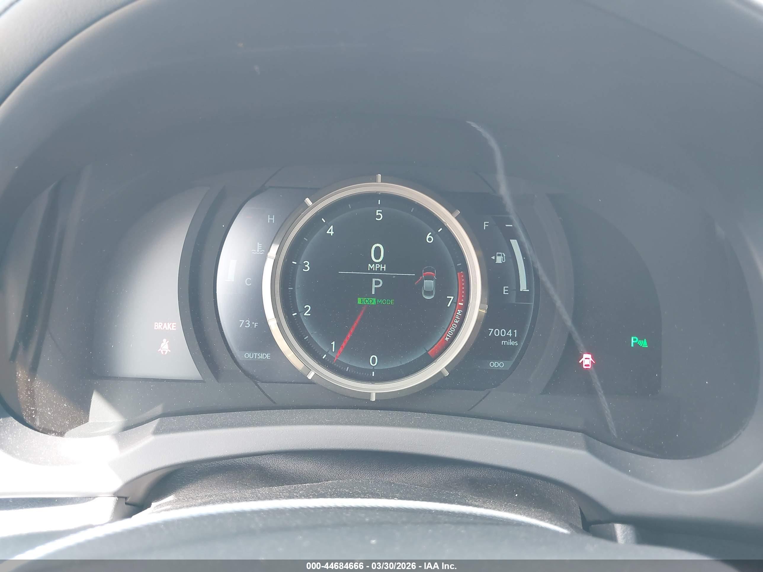 LEXUS RC image 7