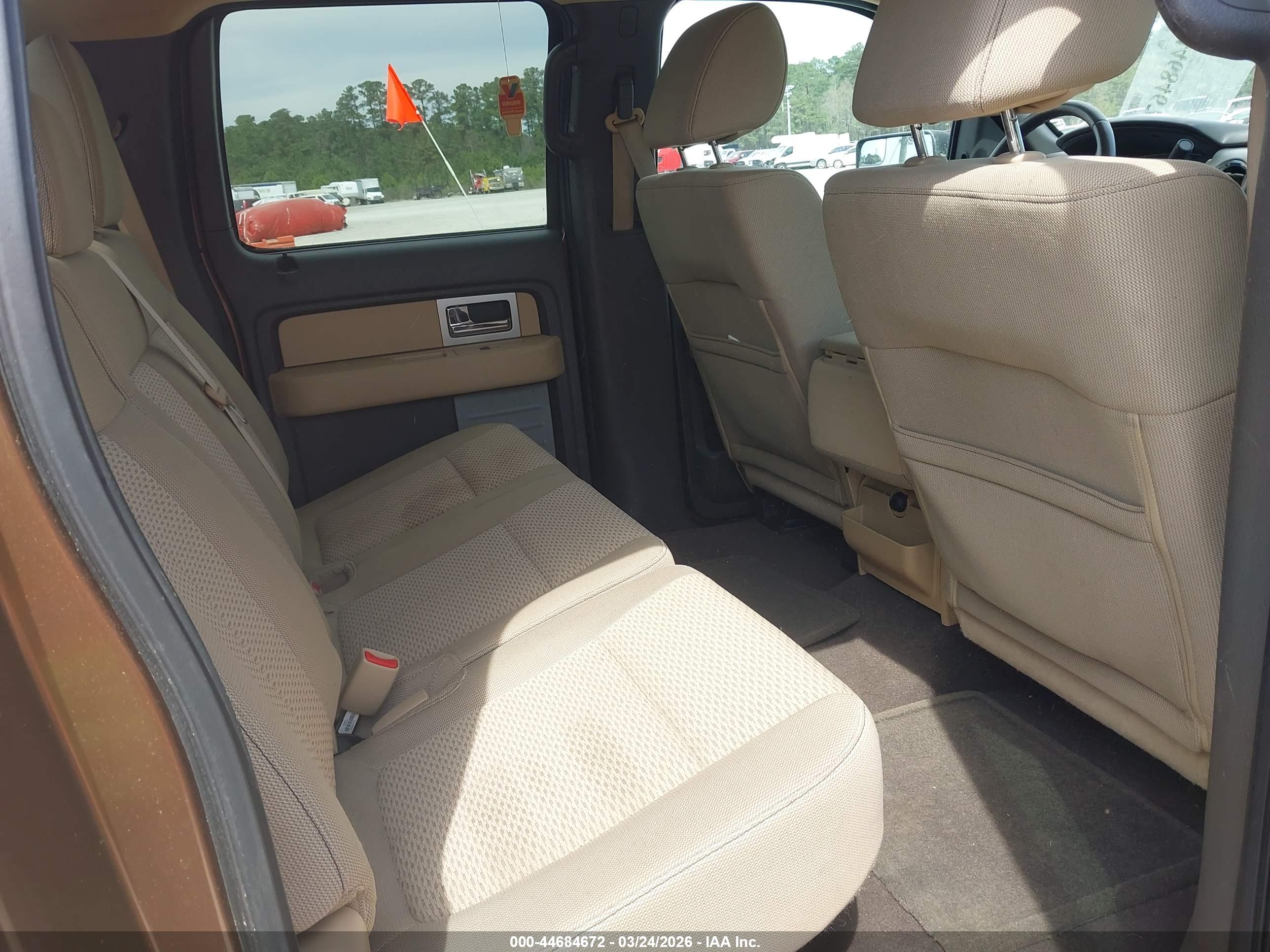 FORD F-150 image 8