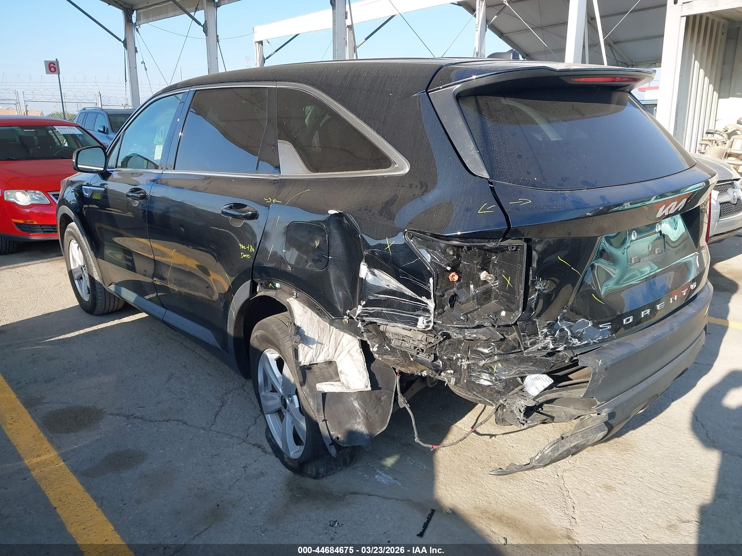 KIA SORENTO image 3