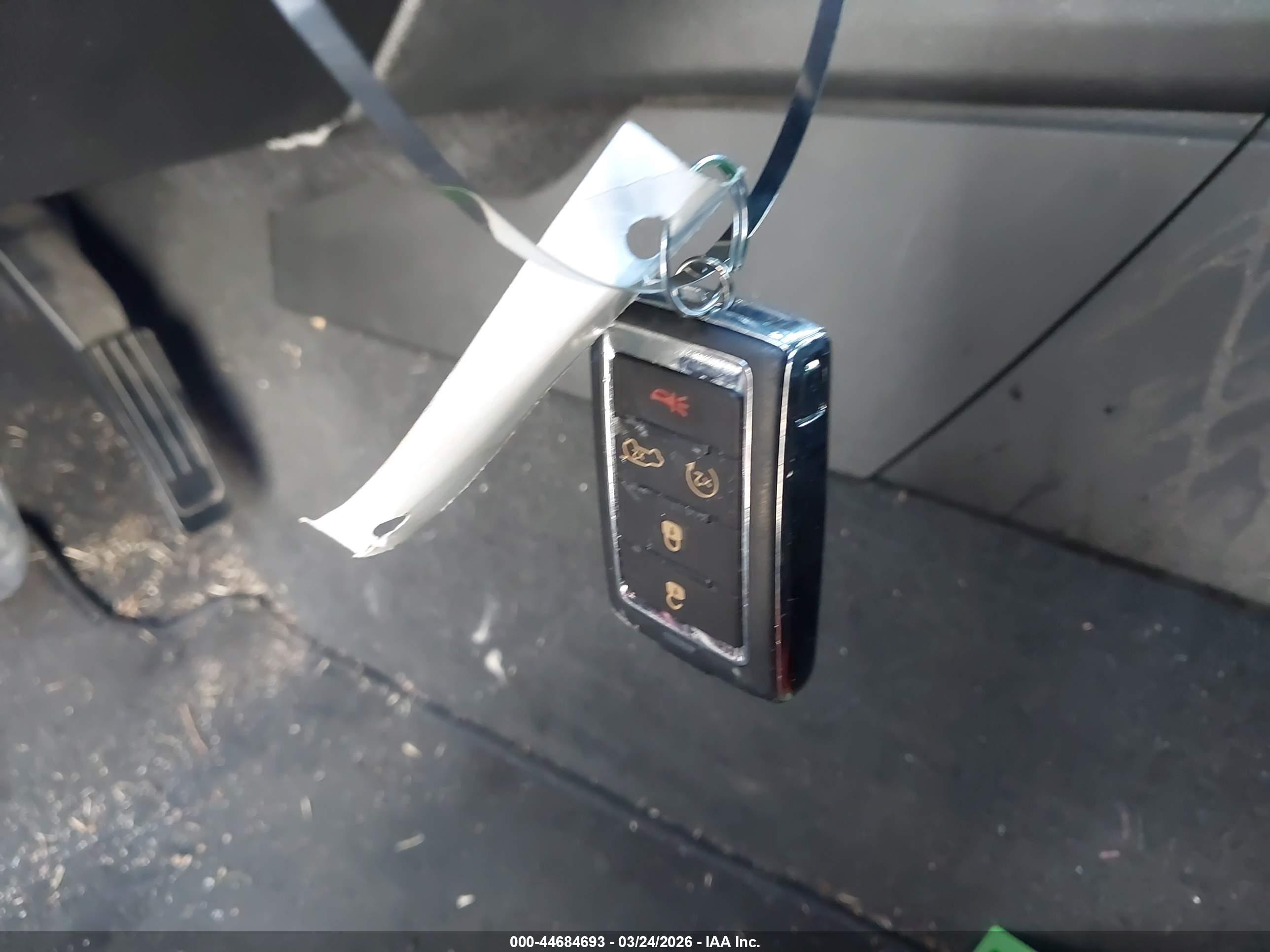 JEEP GRAND image 11