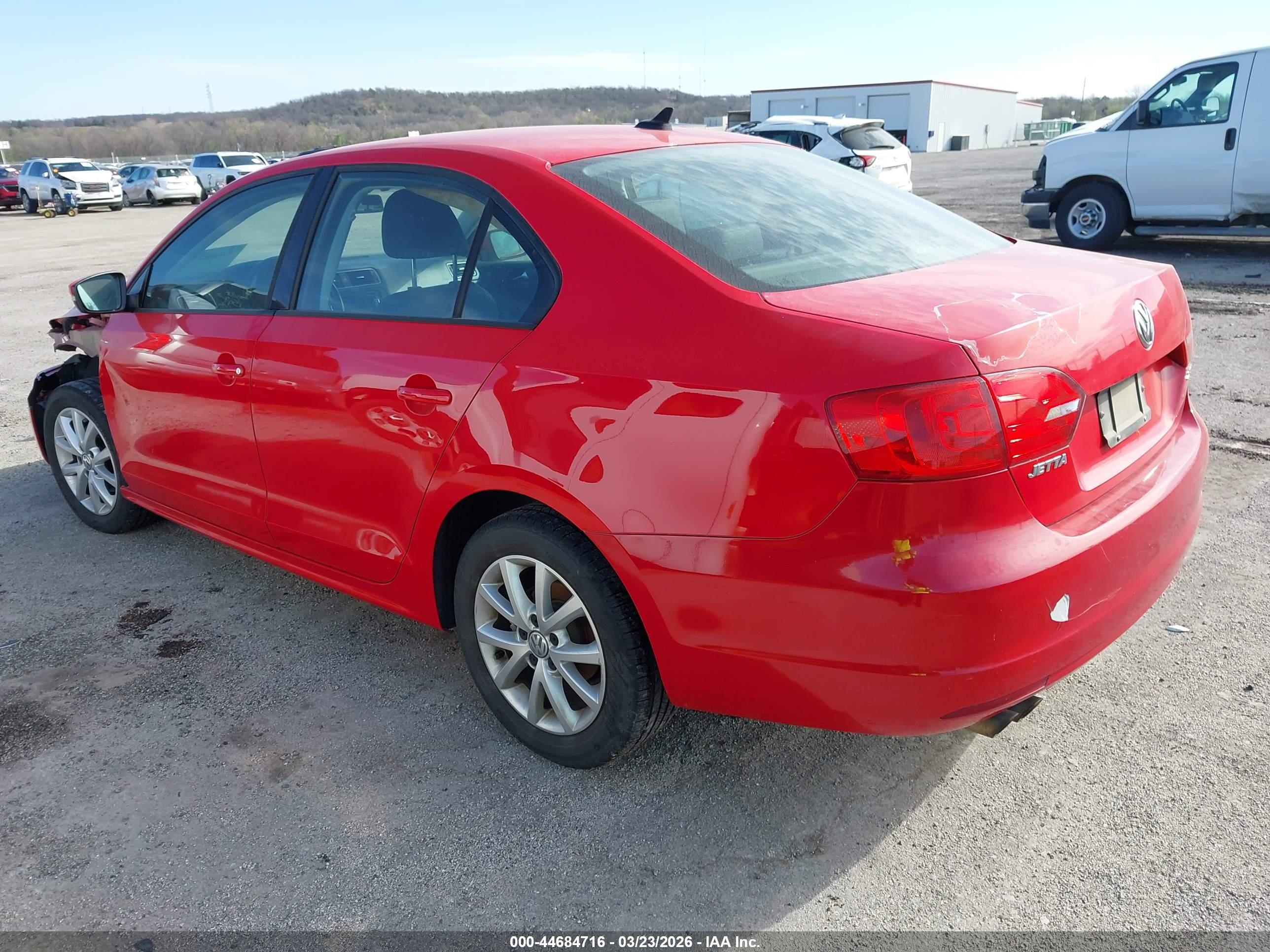 VOLKSWAGEN JETTA image 3