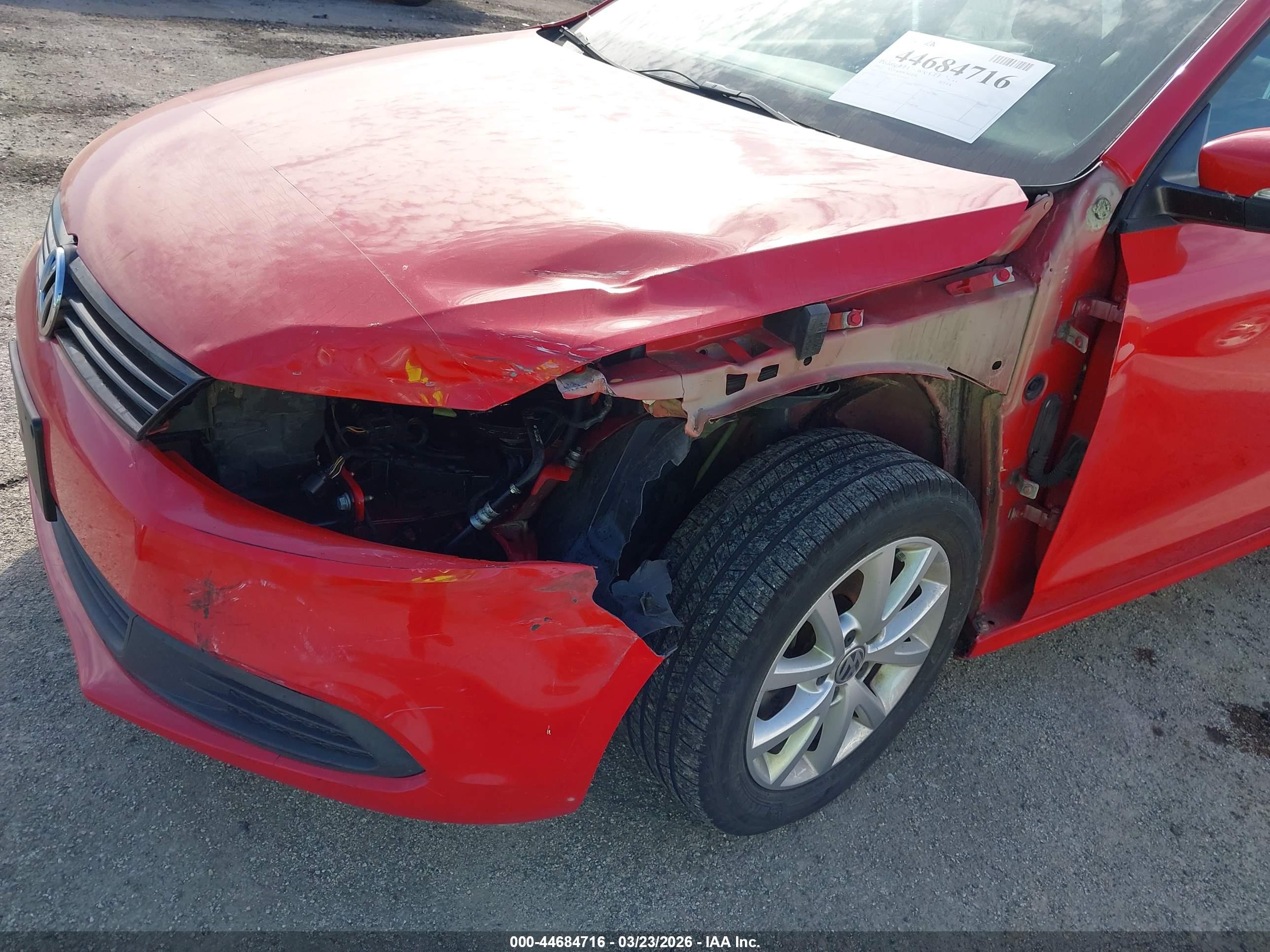 VOLKSWAGEN JETTA image 6