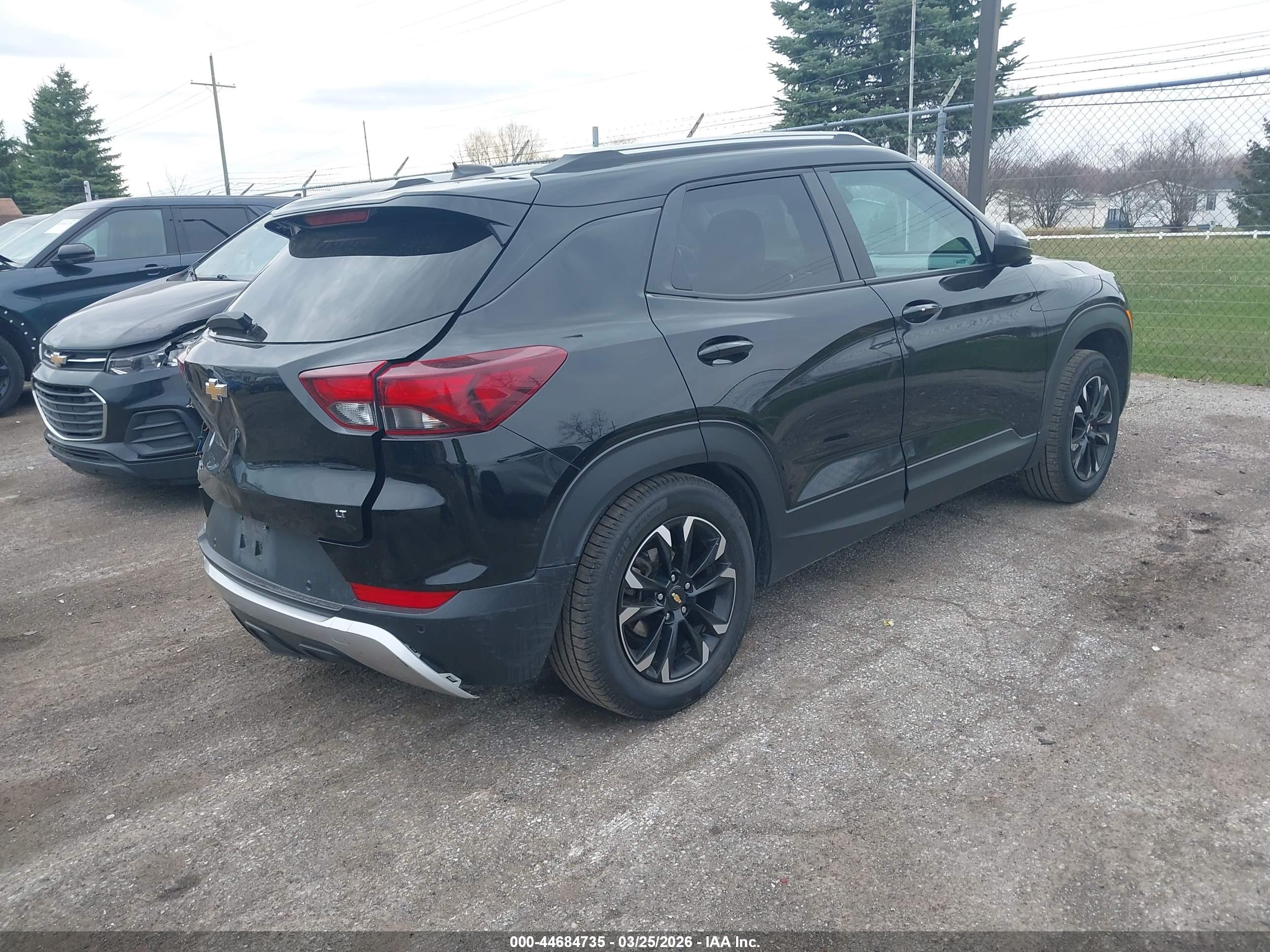 CHEVROLET TRAILBLAZER image 4
